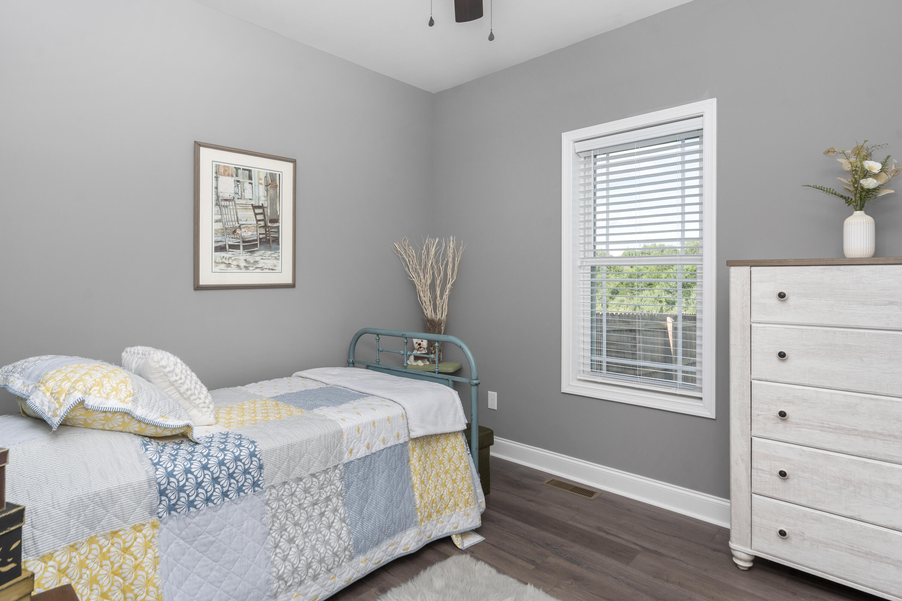 290 Thoroughbred Cir