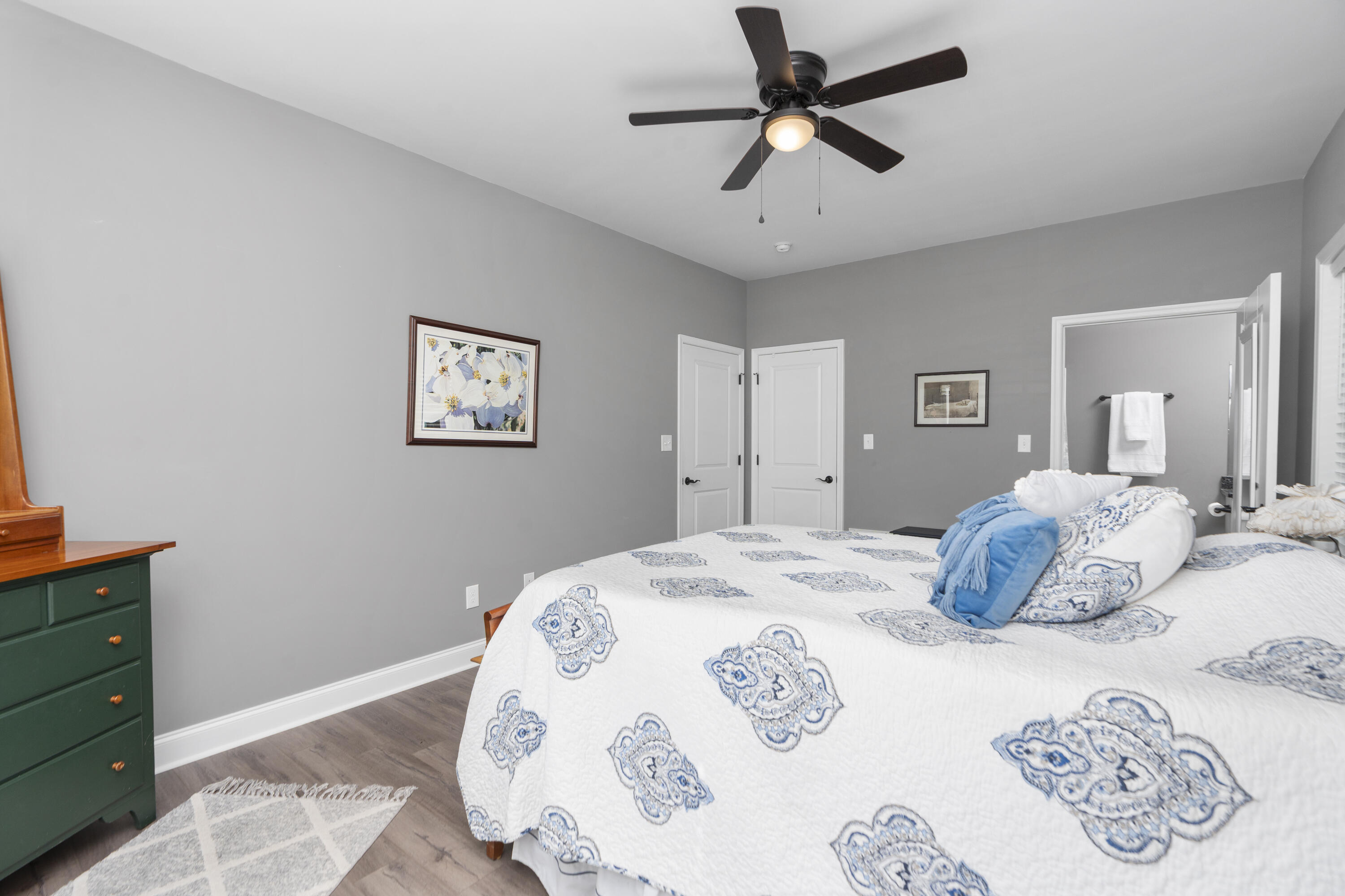 290 Thoroughbred Cir