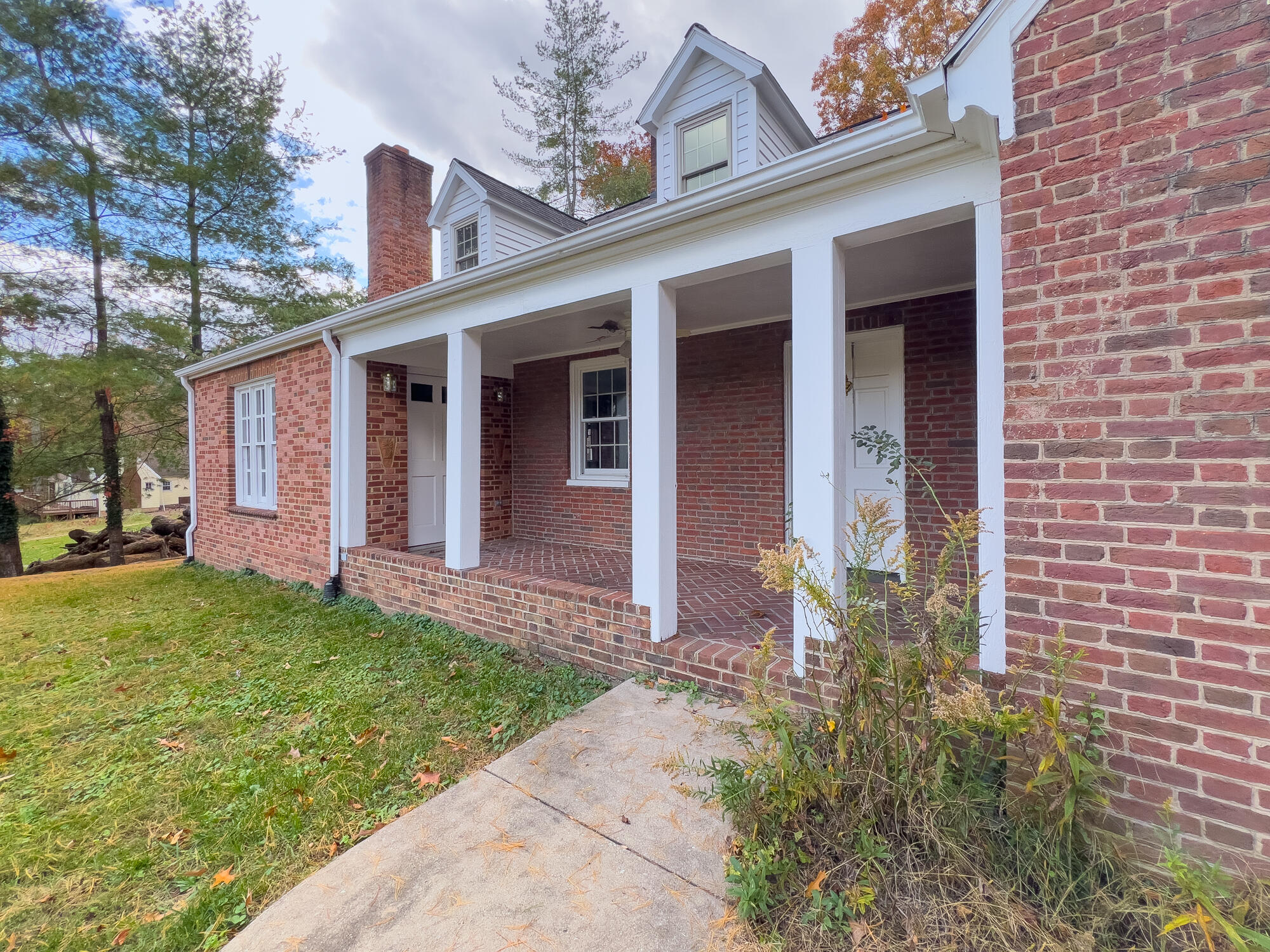 1451 Kelvin Grove Rd