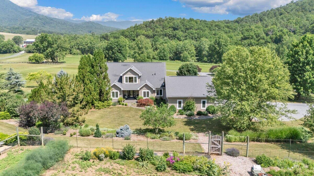 80 E Field Rd