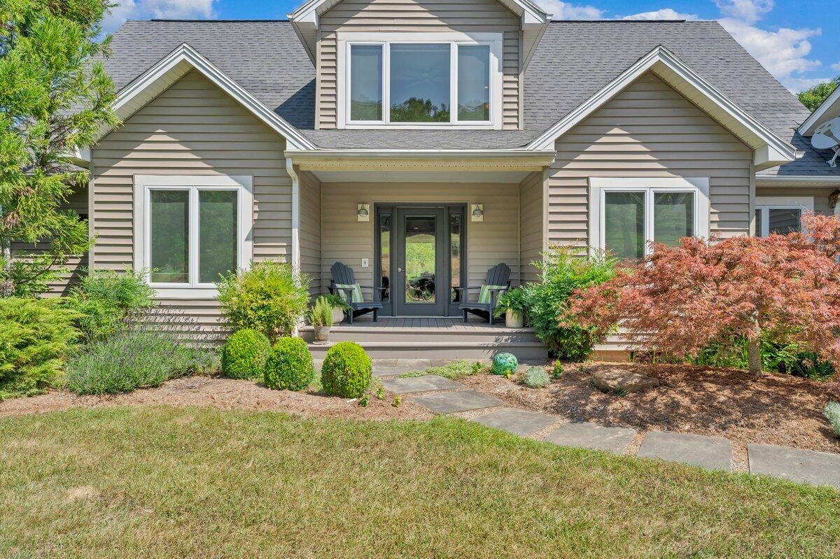 80 E Field Rd