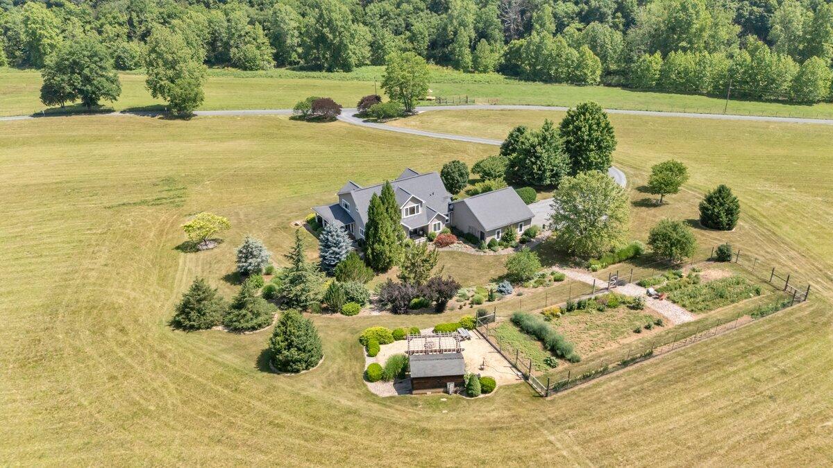 80 E Field Rd