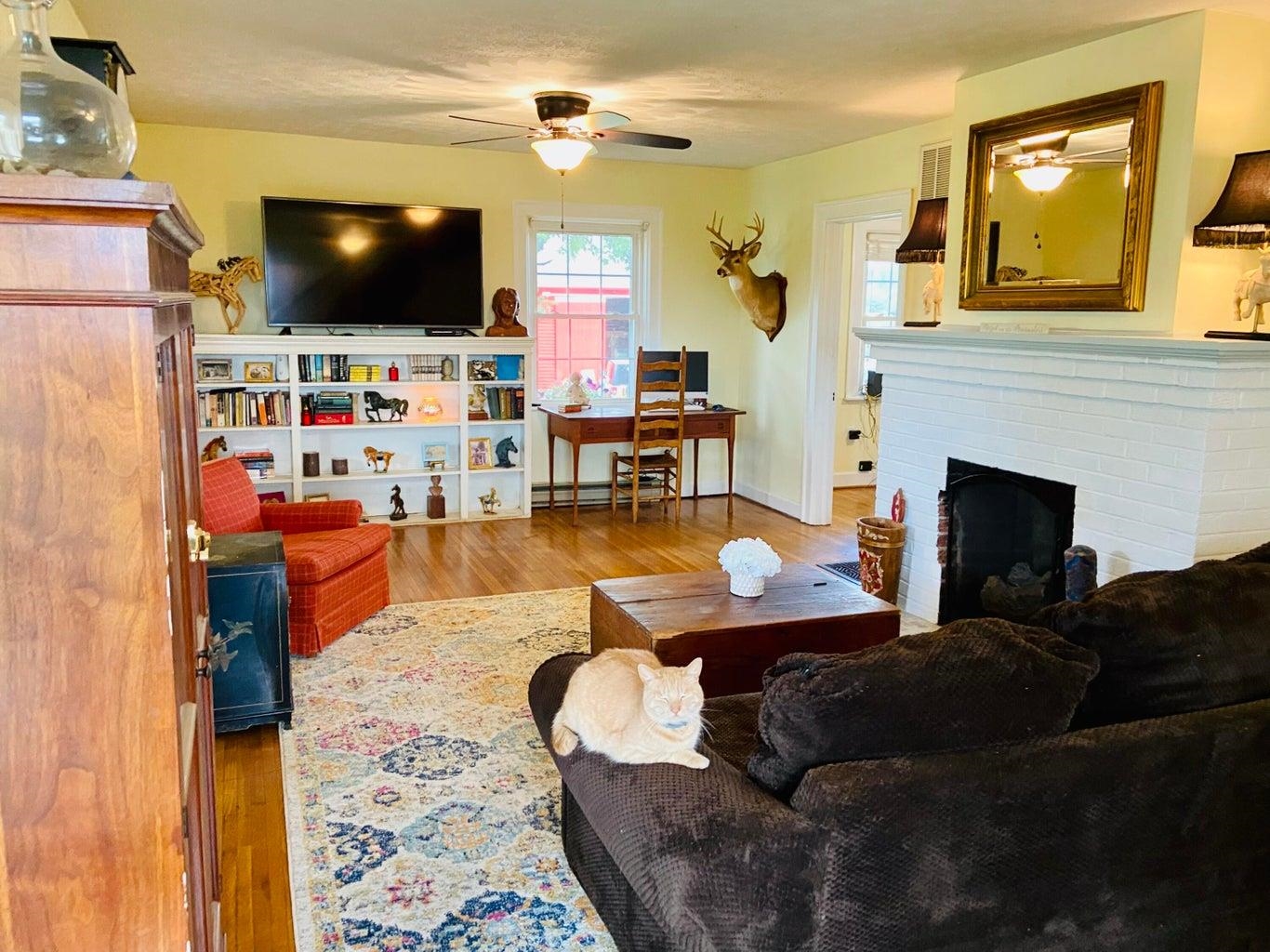 3416 FORGE RD
