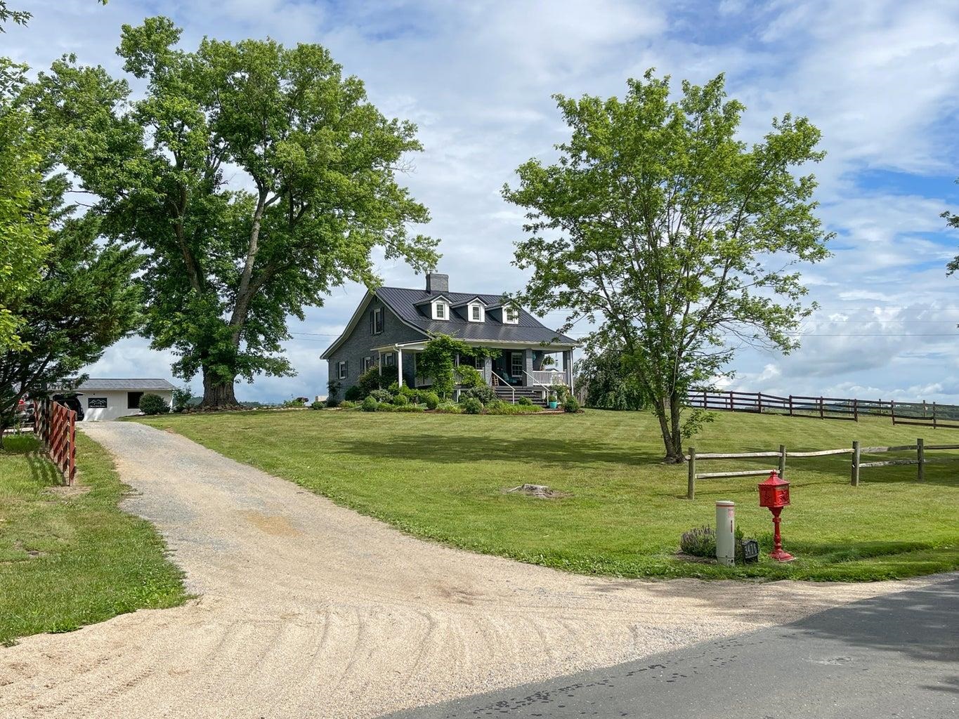 3416 FORGE RD