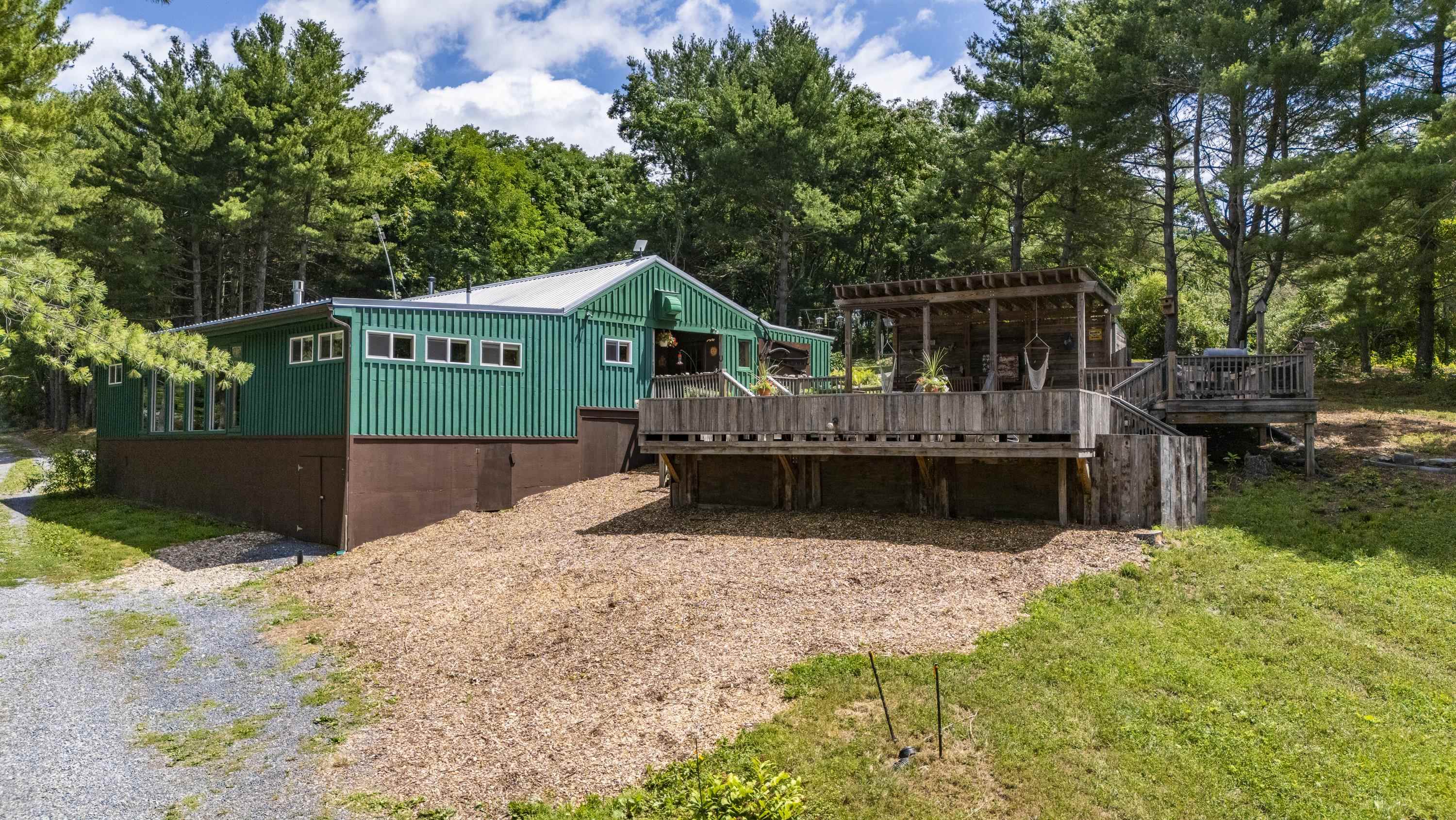 801 BROADHEAD SCHOOL RD