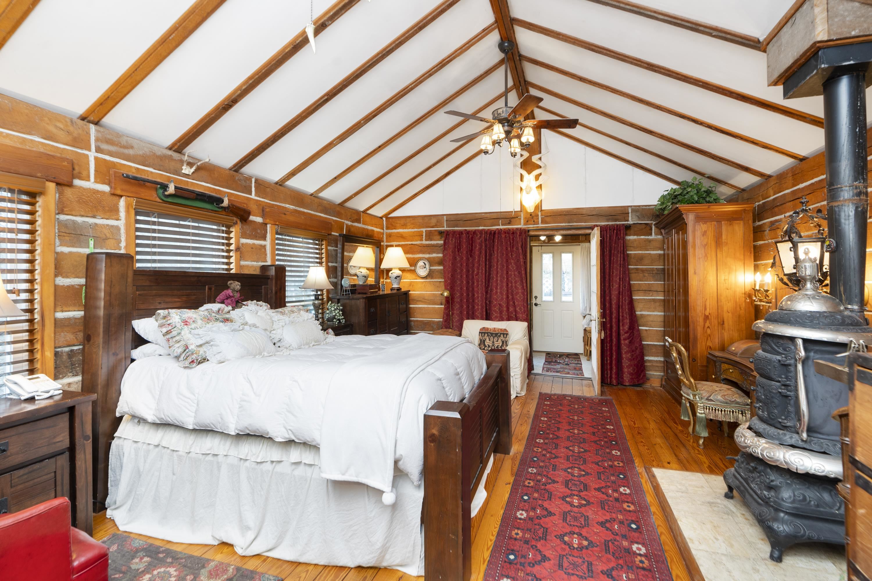 2665 DEERFIELD VALLEY RD