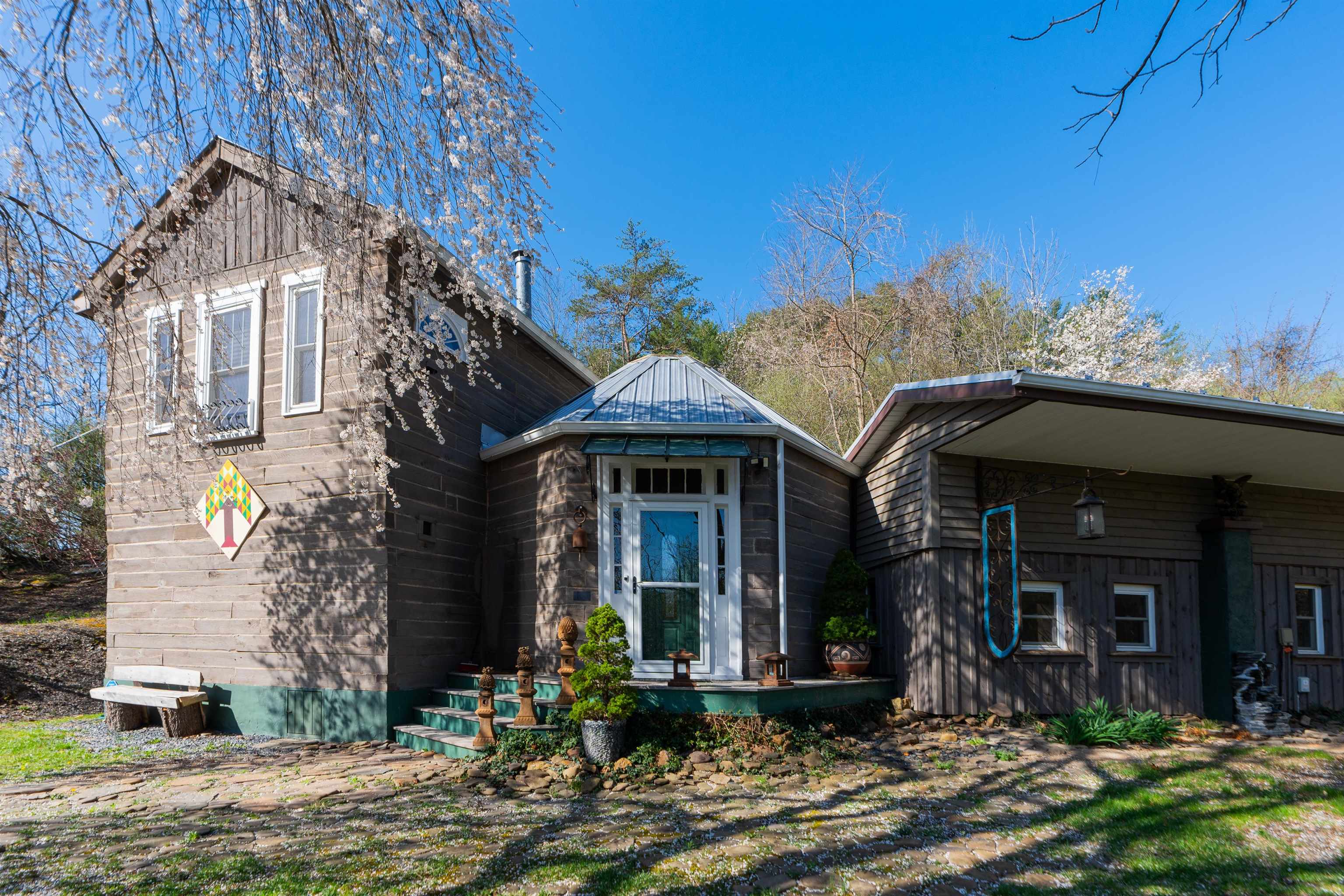 2665 DEERFIELD VALLEY RD