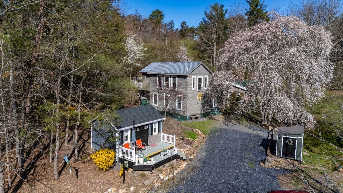 2665 VALLEY RD