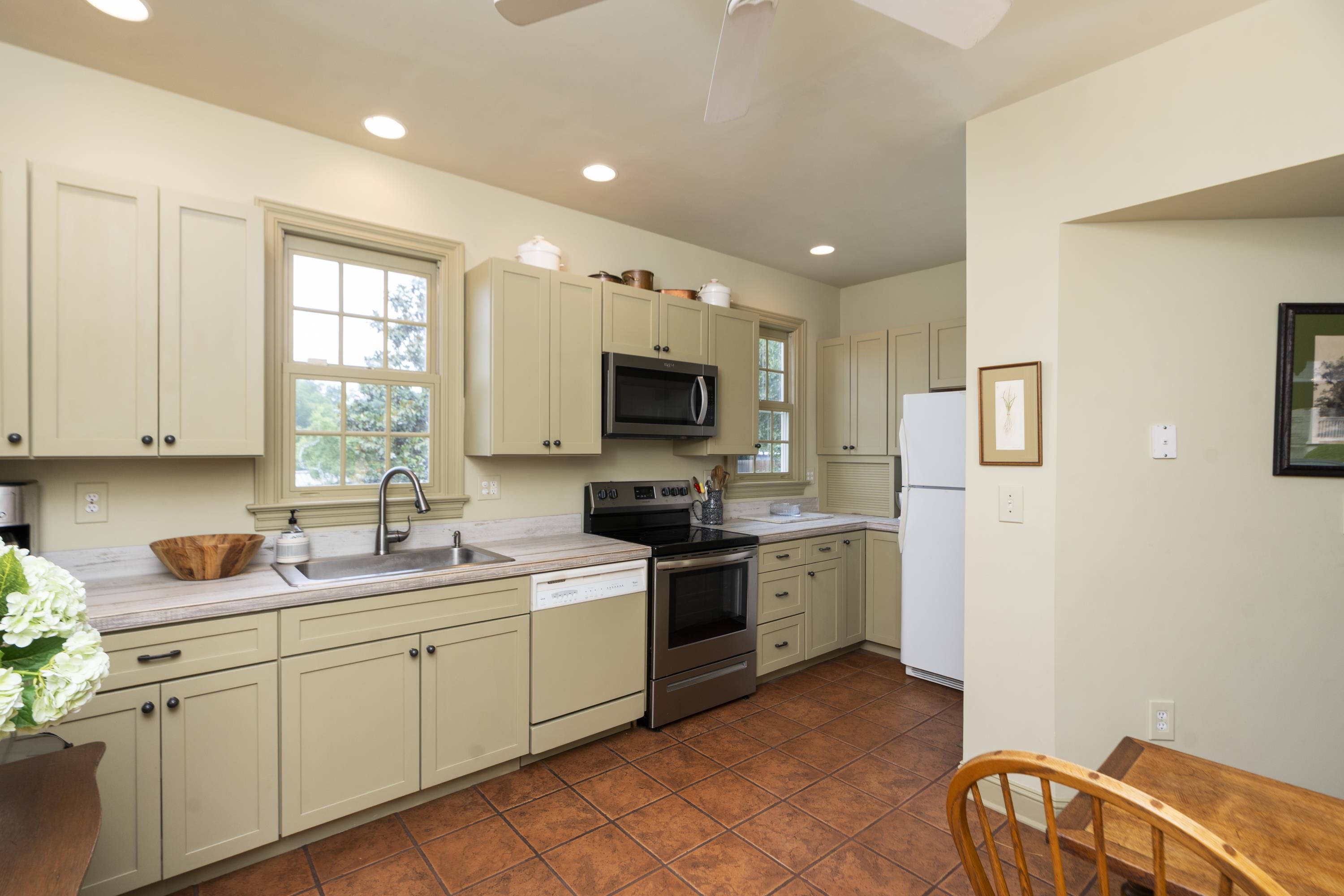 26 FAYETTE ST