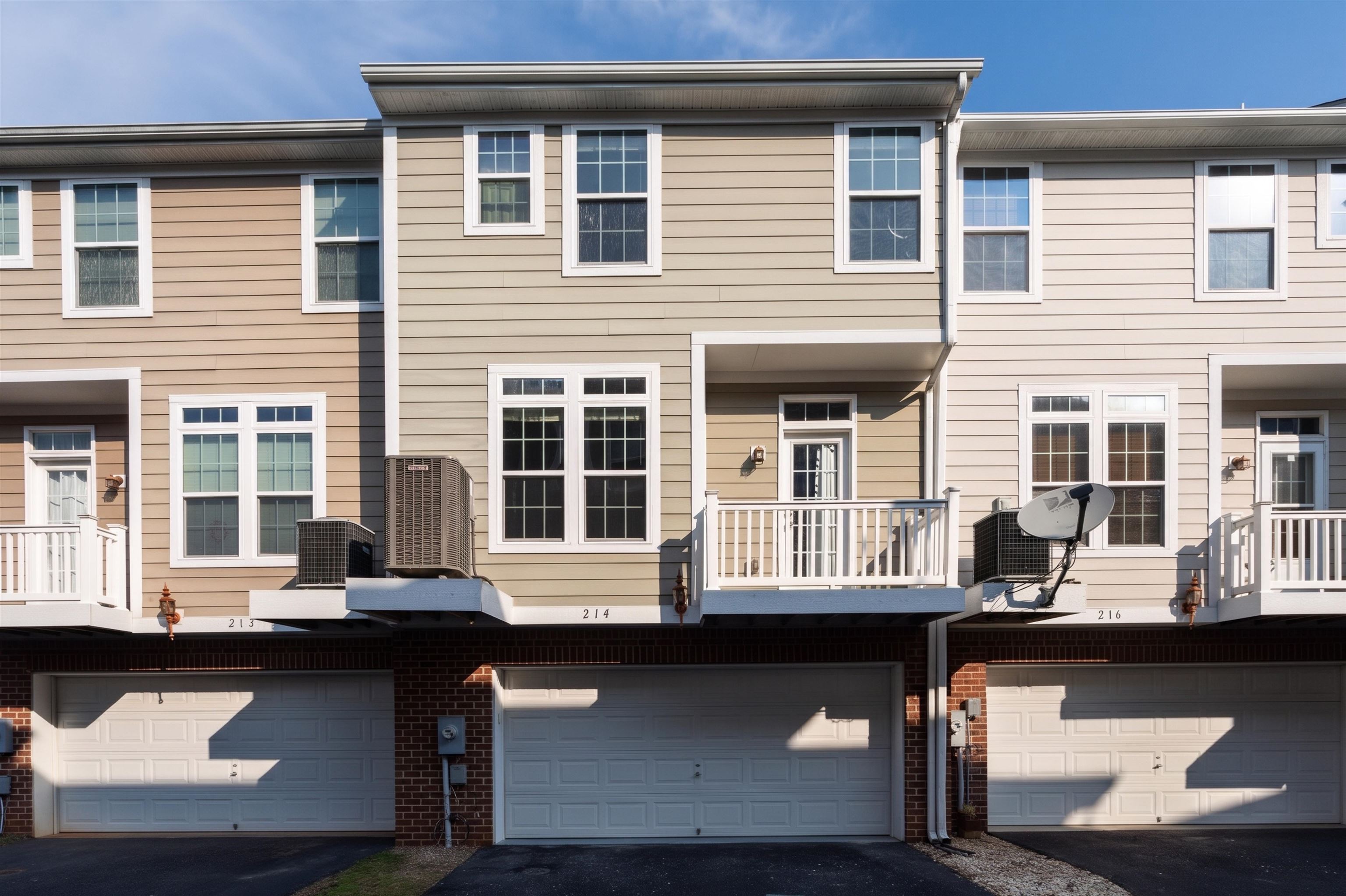 214 COLONY DR