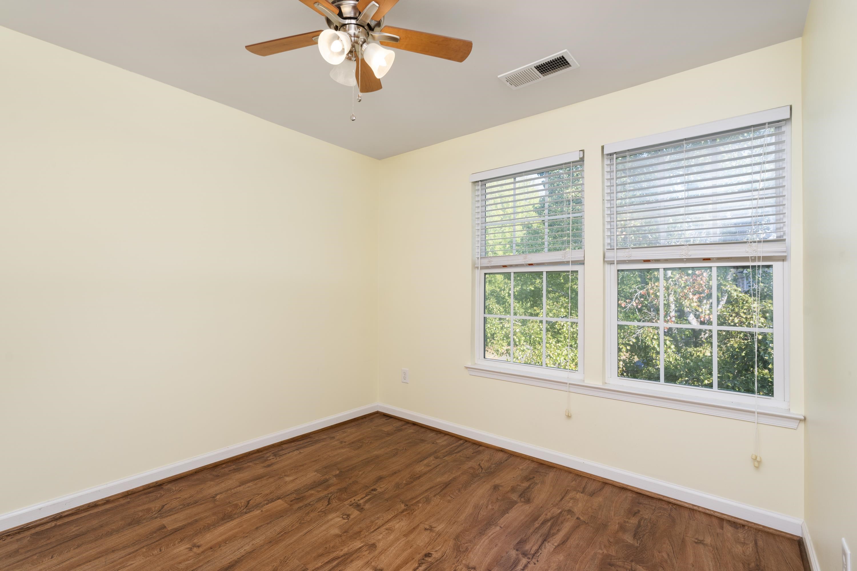 214 COLONY DR