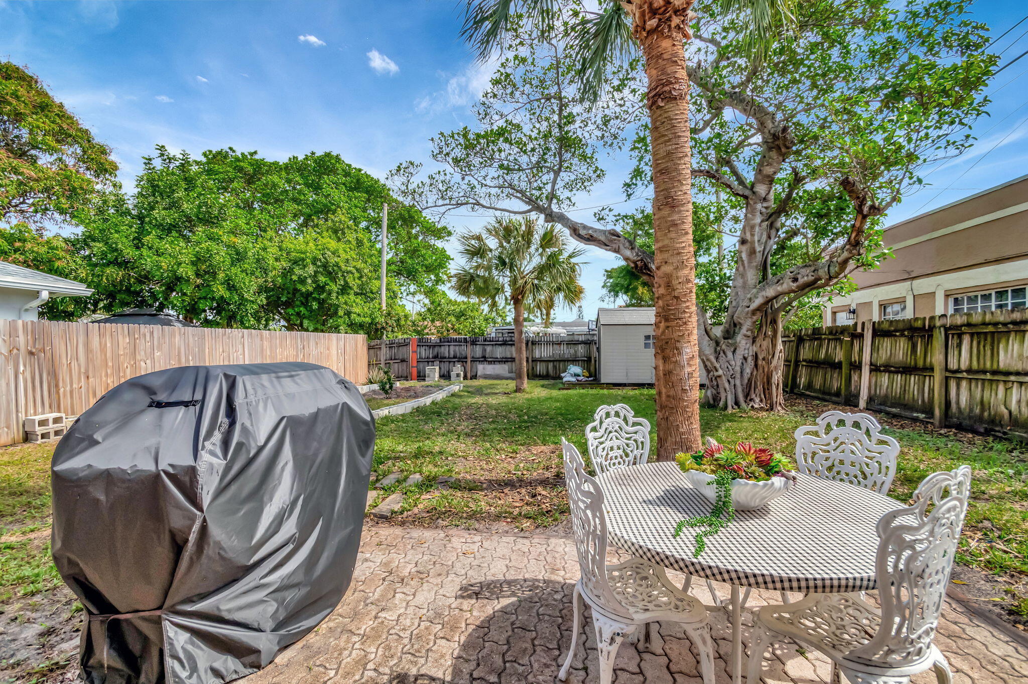 1616 S Johnson Street