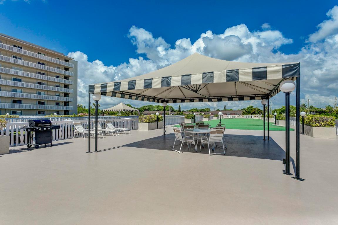 801 Lake Shore Drive Unit: 806