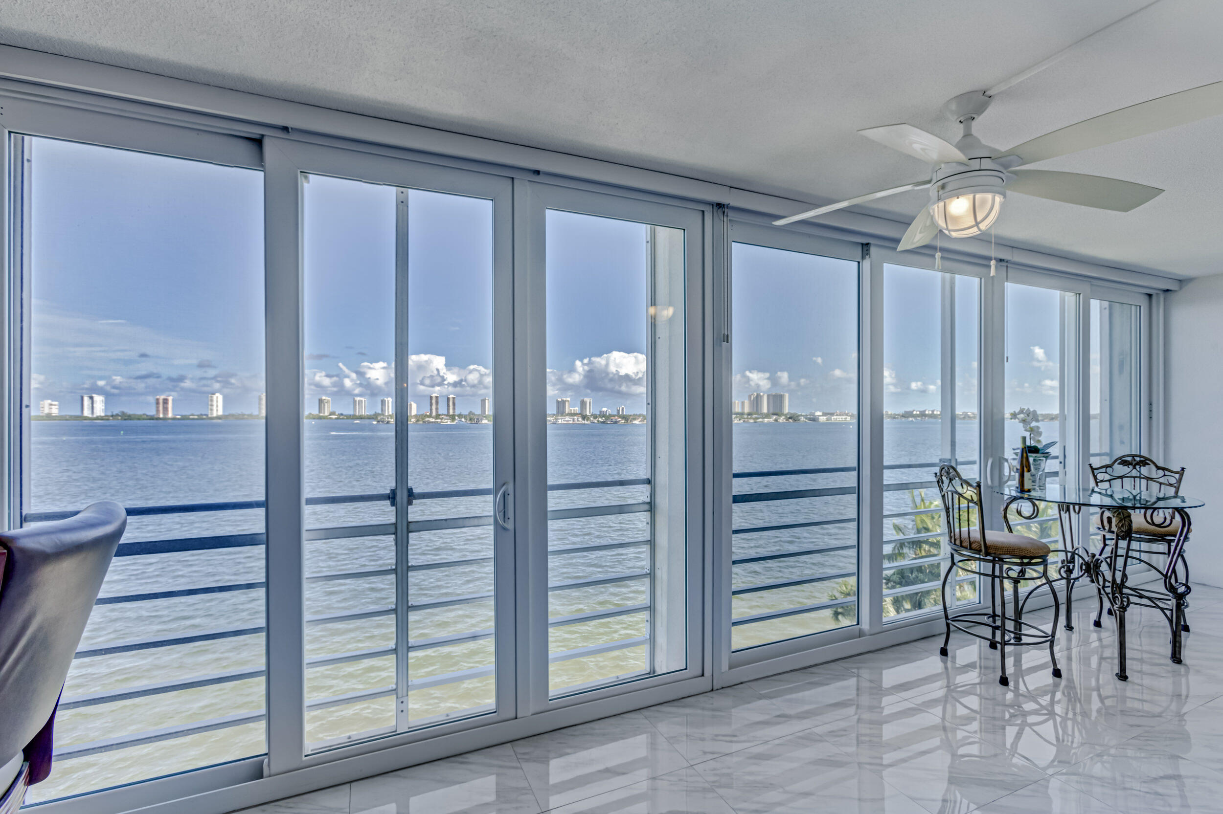 501 Lake Shore Drive Unit: 704