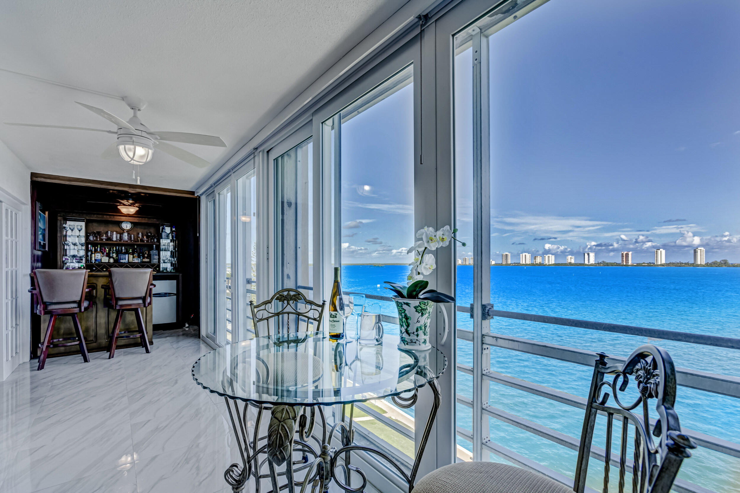 501 Lake Shore Drive Unit: 704