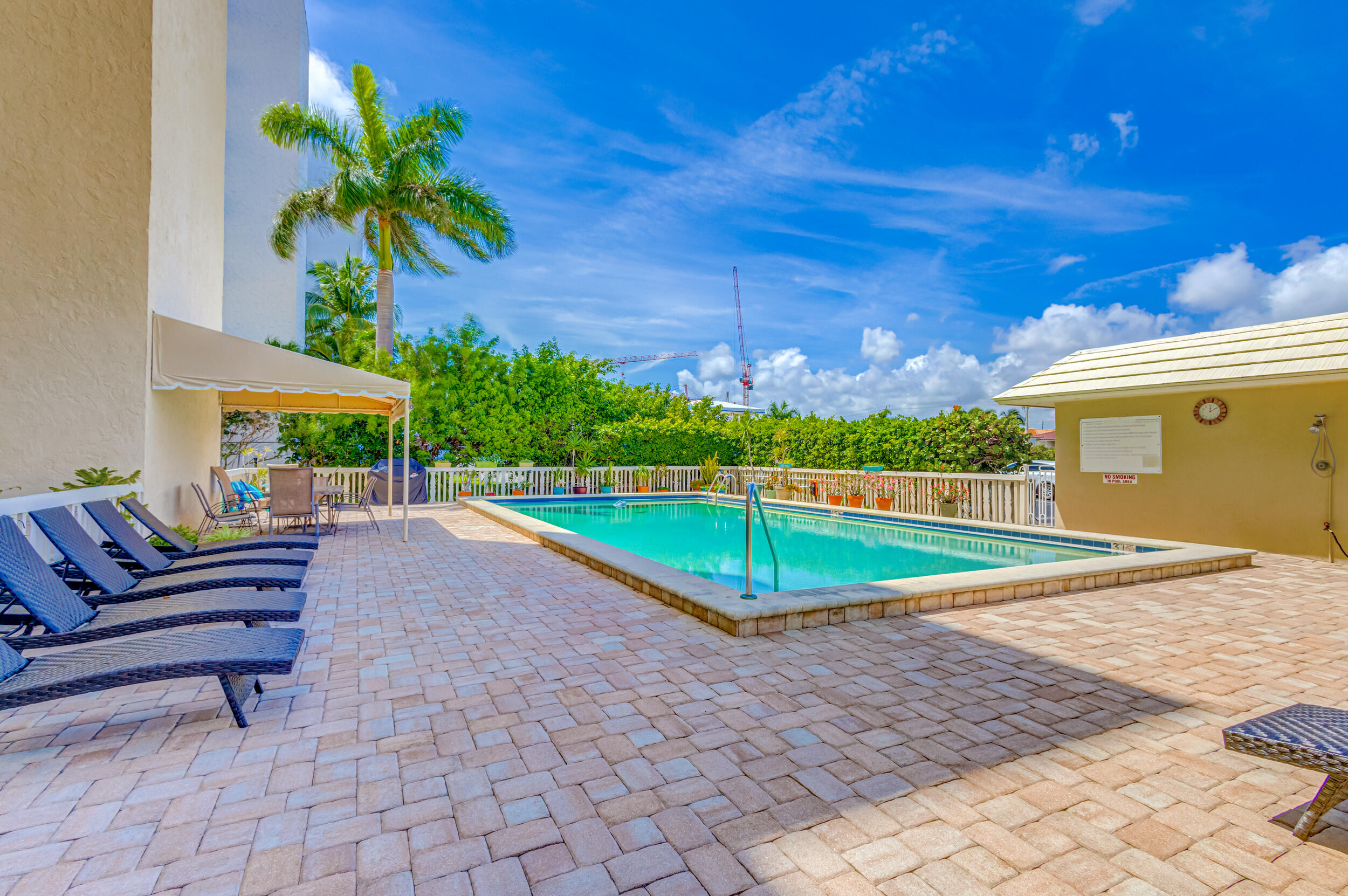 501 Lake Shore Drive Unit: 704