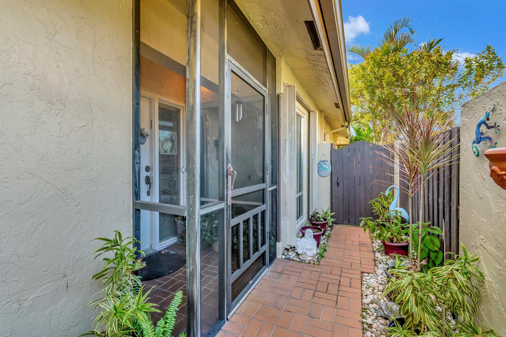 13843 Via Aurora Unit: B