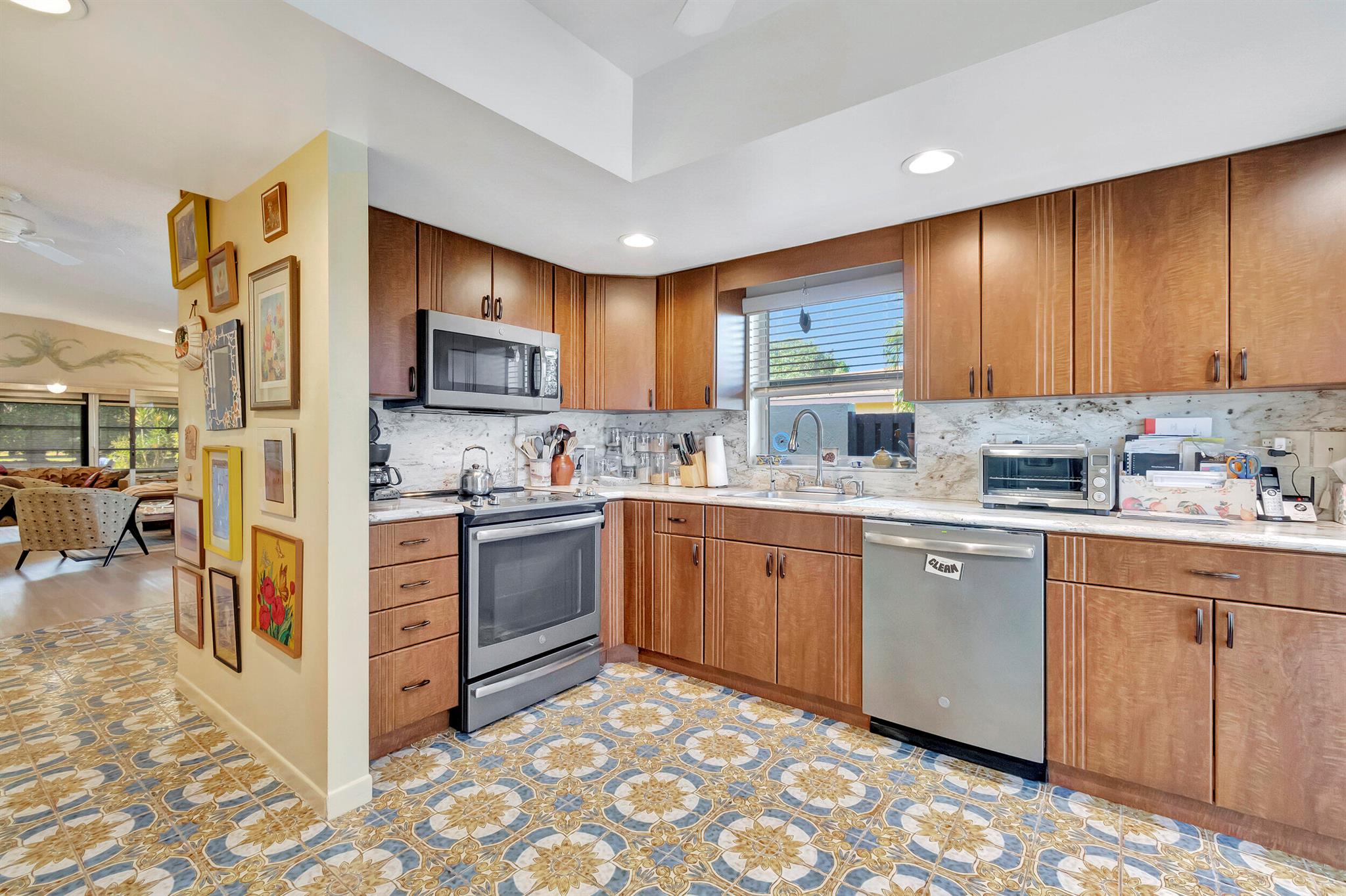 13843 Via Aurora Unit: B