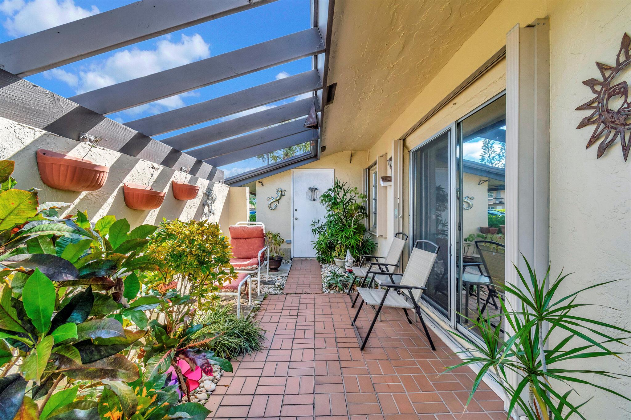 13843 Via Aurora Unit: B