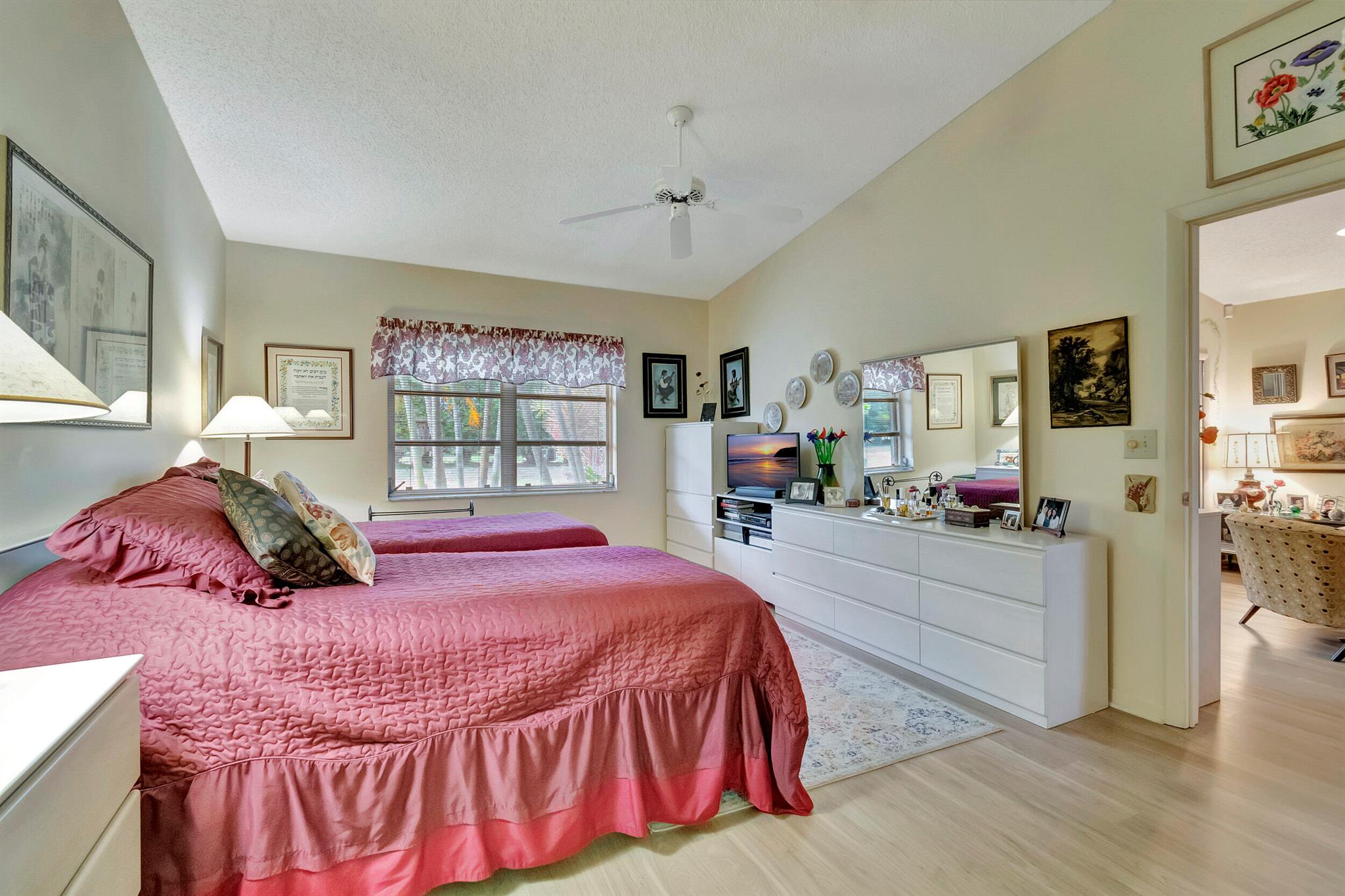 13843 Via Aurora Unit: B