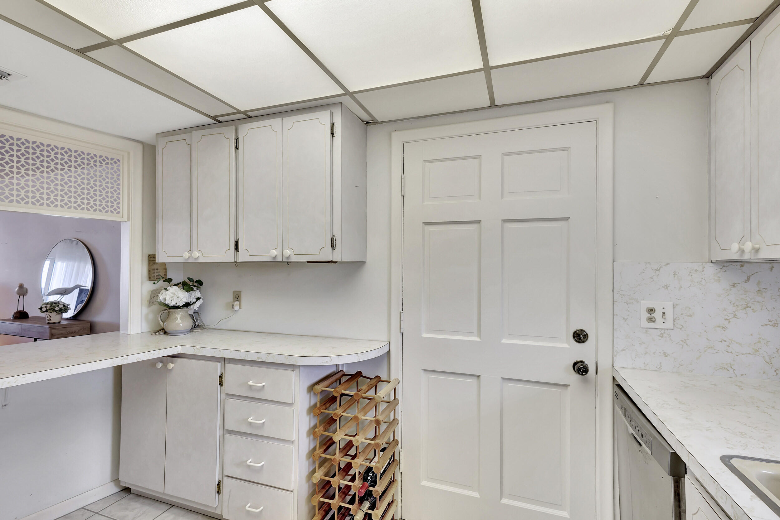 501 Lake Shore Drive Unit: 202