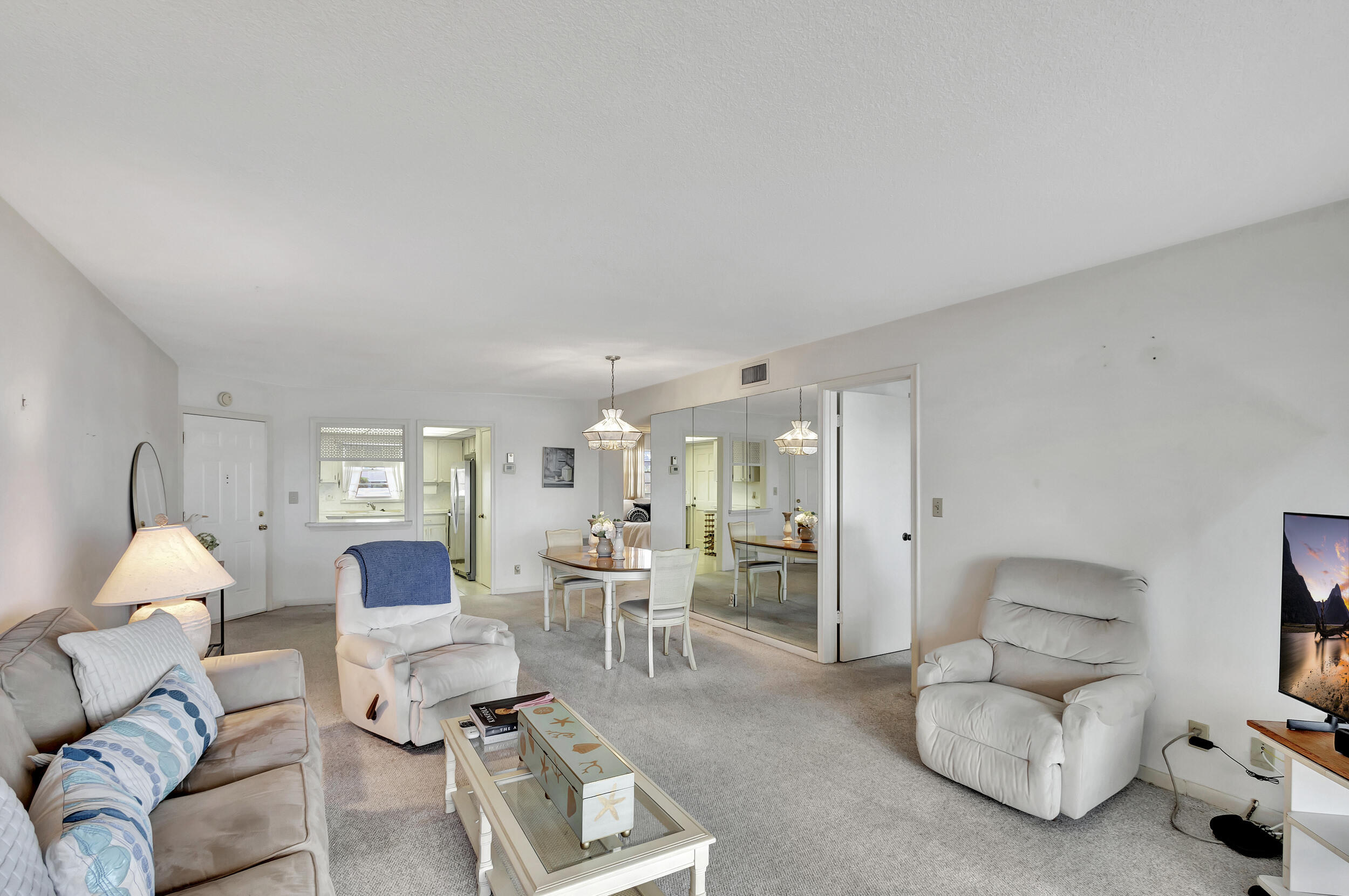 501 Lake Shore Drive Unit: 202