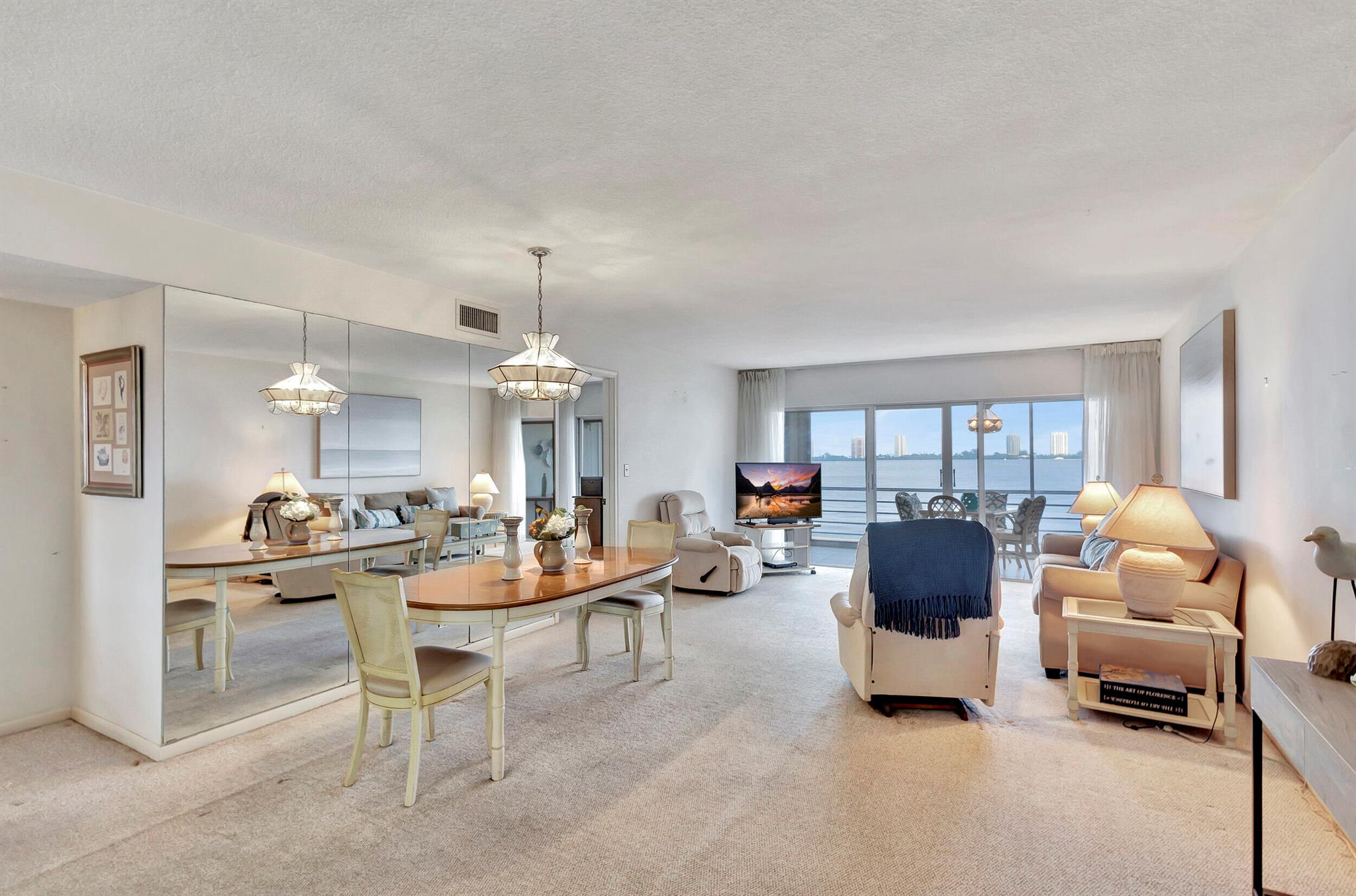 501 Lake Shore Drive Unit: 202