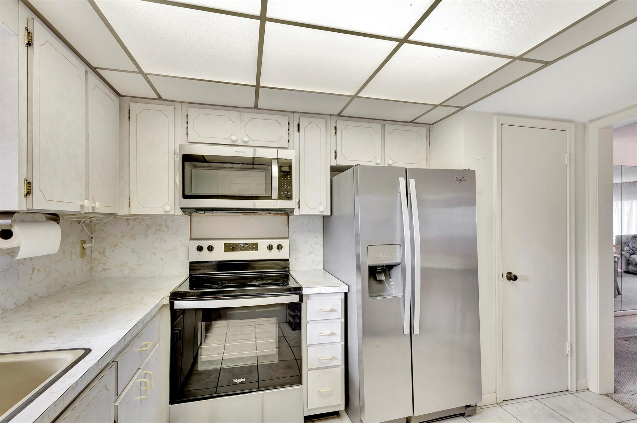 501 Lake Shore Drive Unit: 202