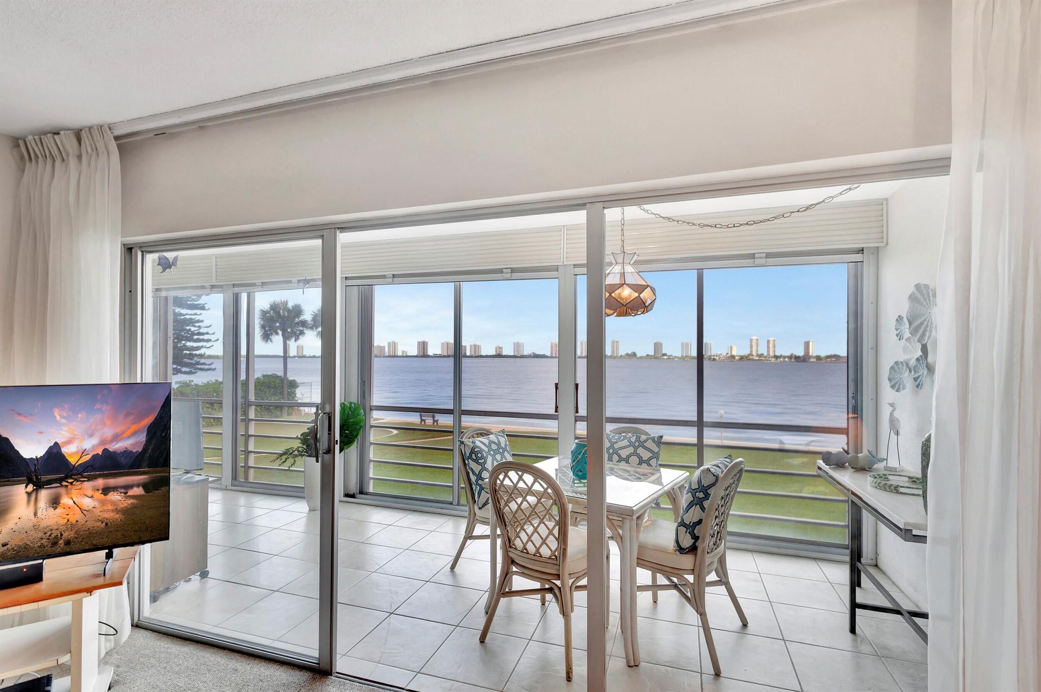501 Lake Shore Drive Unit: 202