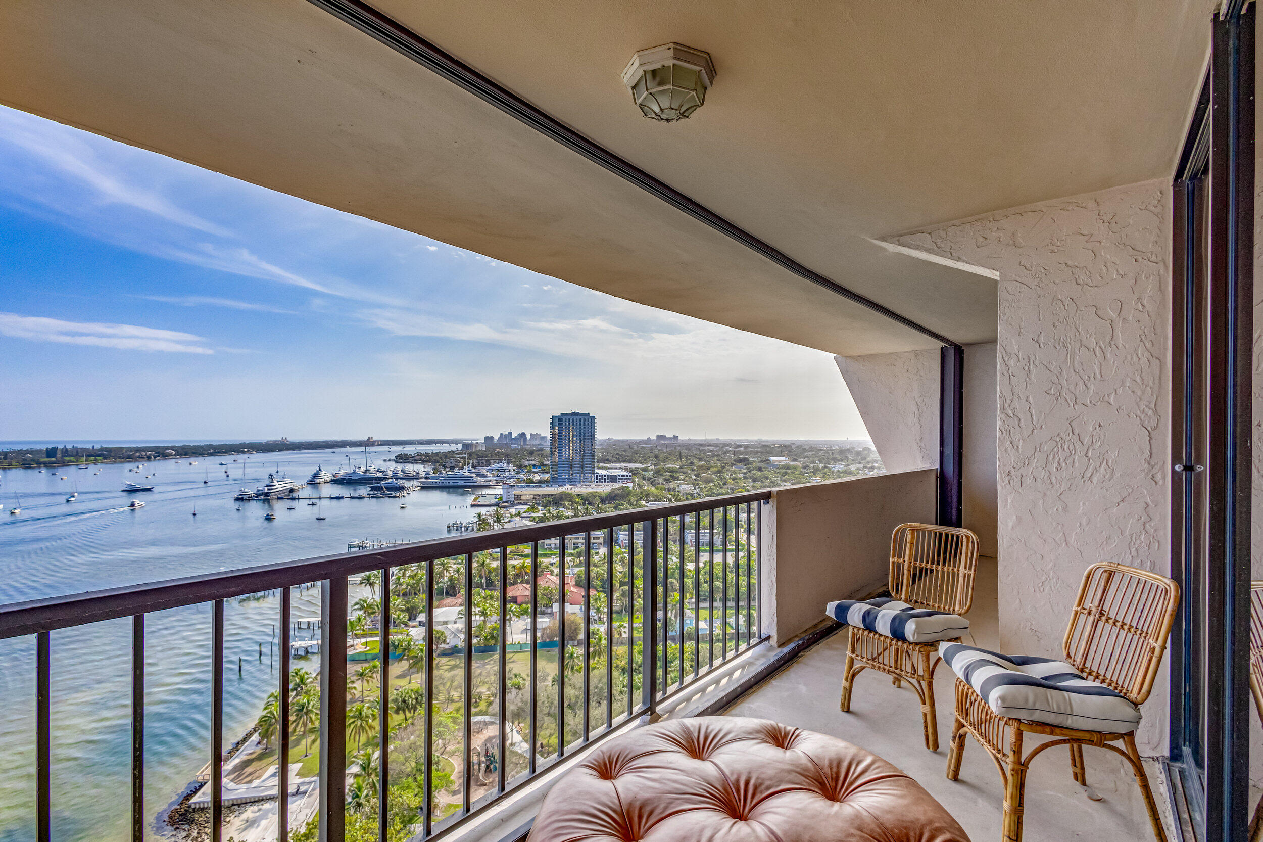 5200 N Flagler Drive Unit: 2304