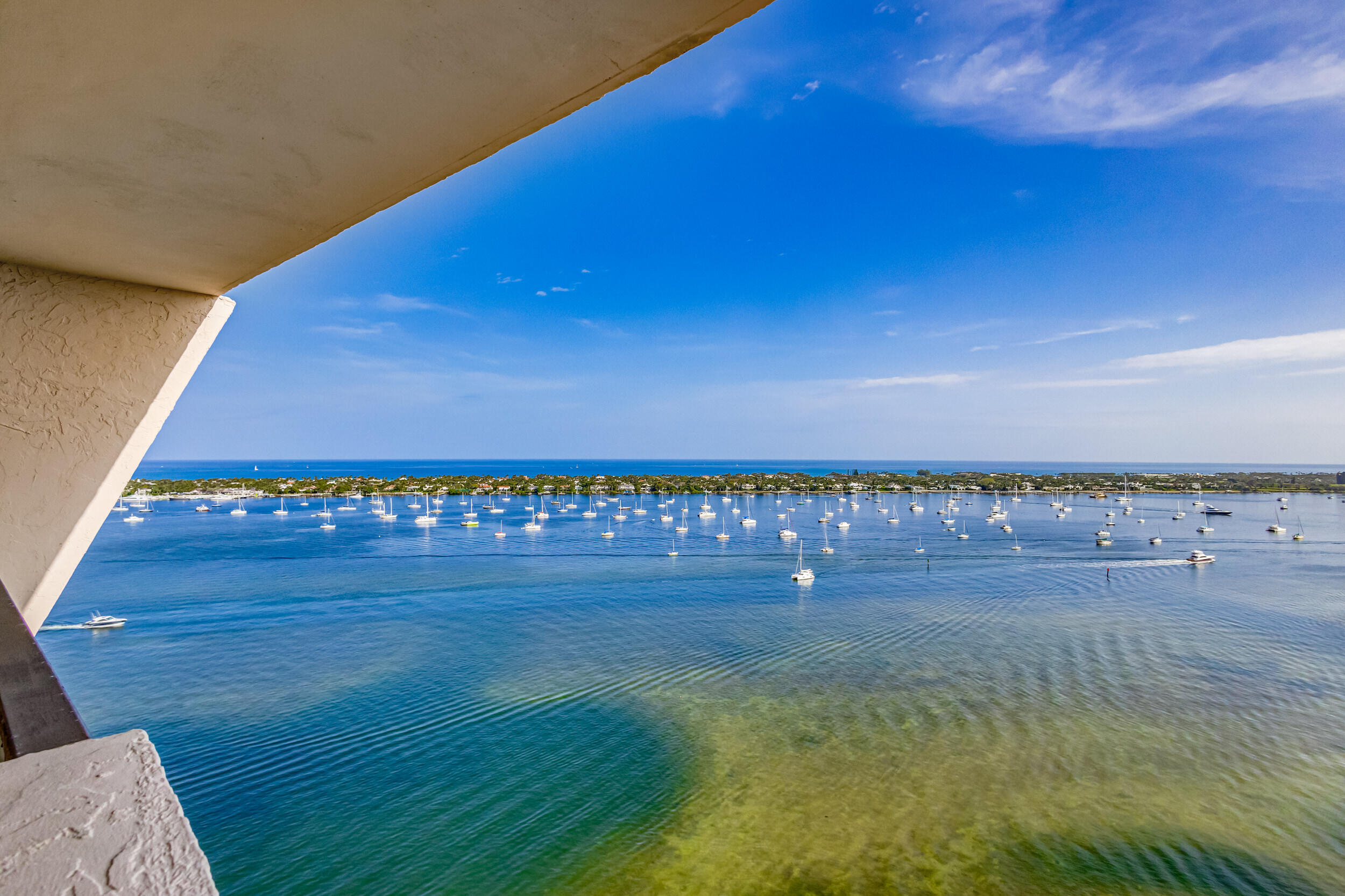 5200 N Flagler Drive Unit: 2304