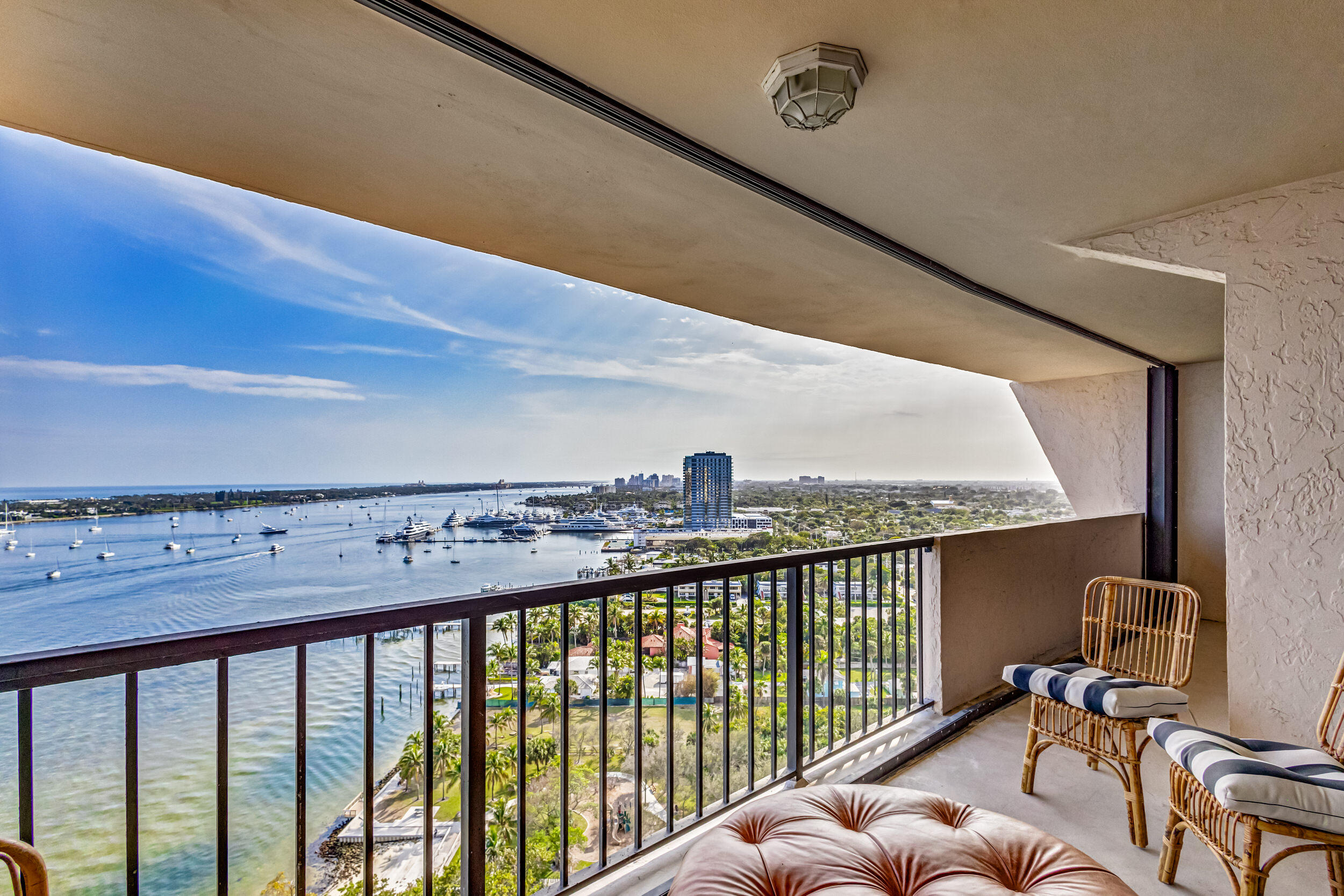 5200 N Flagler Drive Unit: 2304