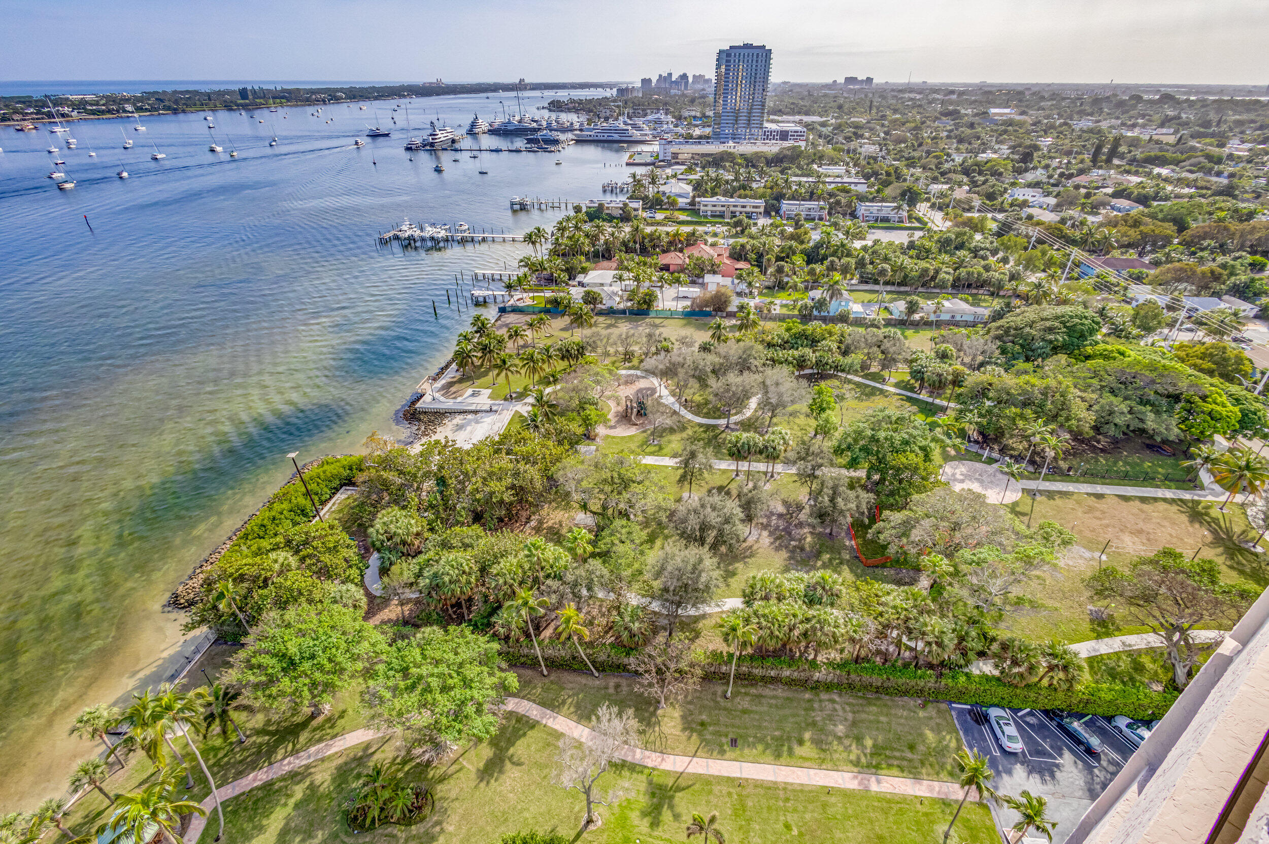 5200 N Flagler Drive Unit: 2304