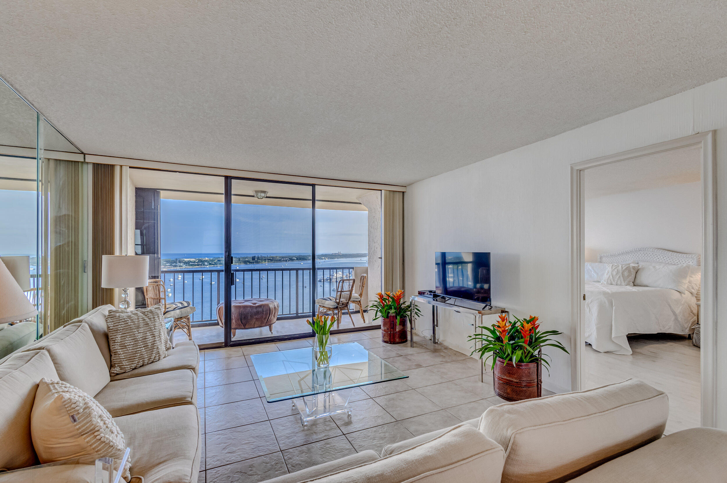 5200 N Flagler Drive Unit: 2304