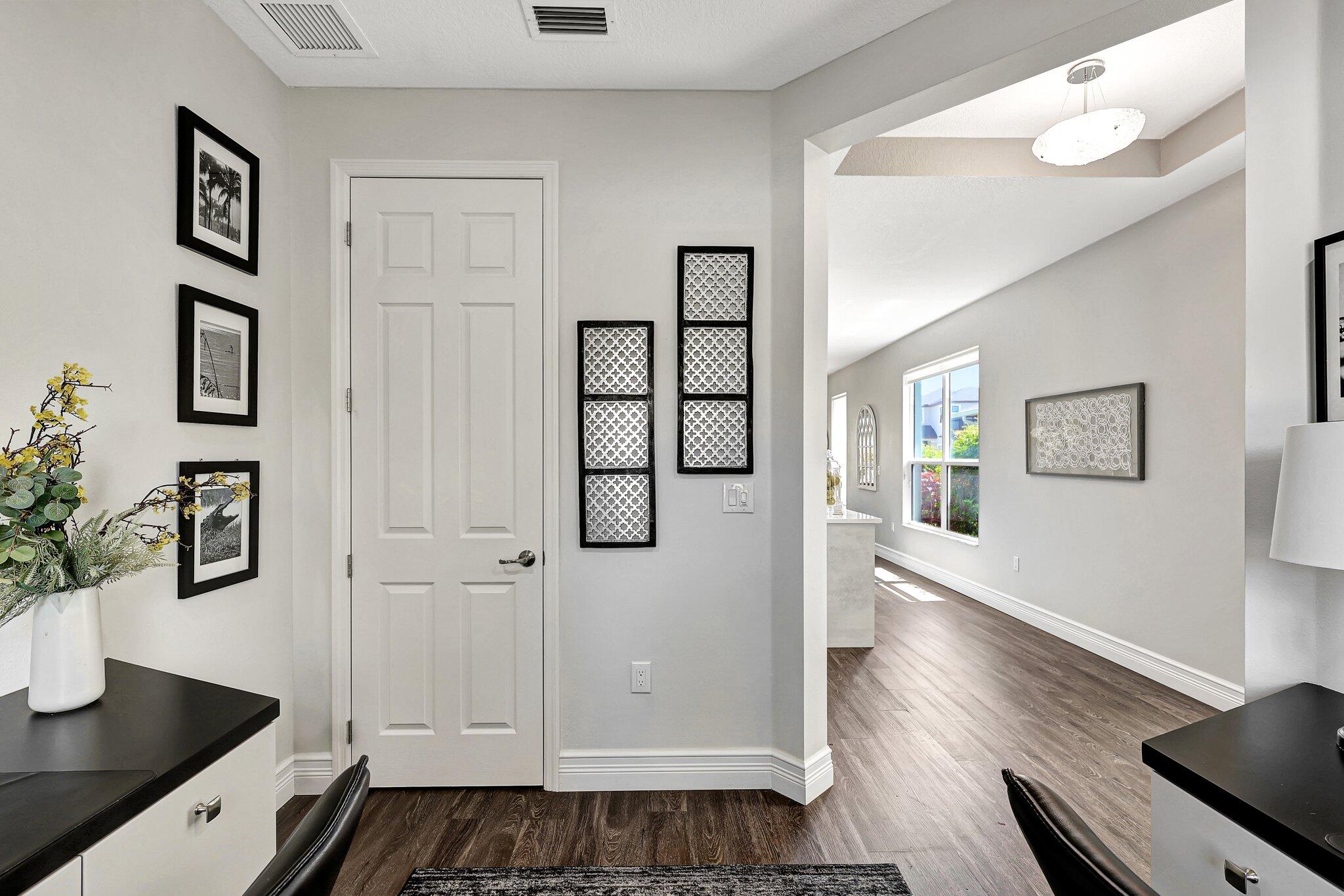 10295 SW Indian Lilac Trail