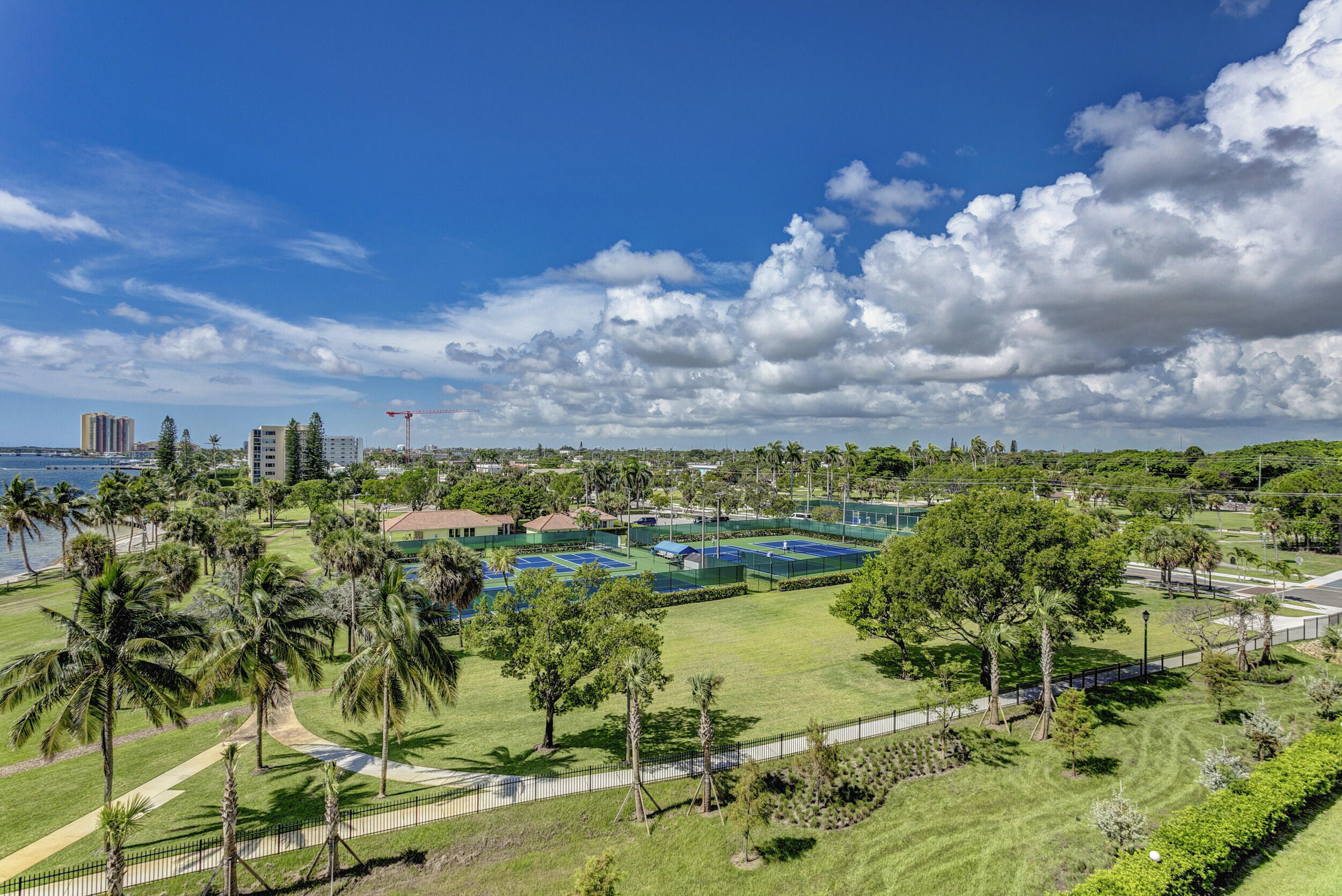 801 Lake Shore Drive 206