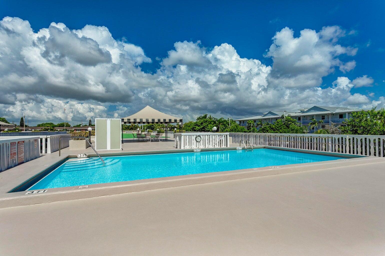 801 Lake Shore Drive 206