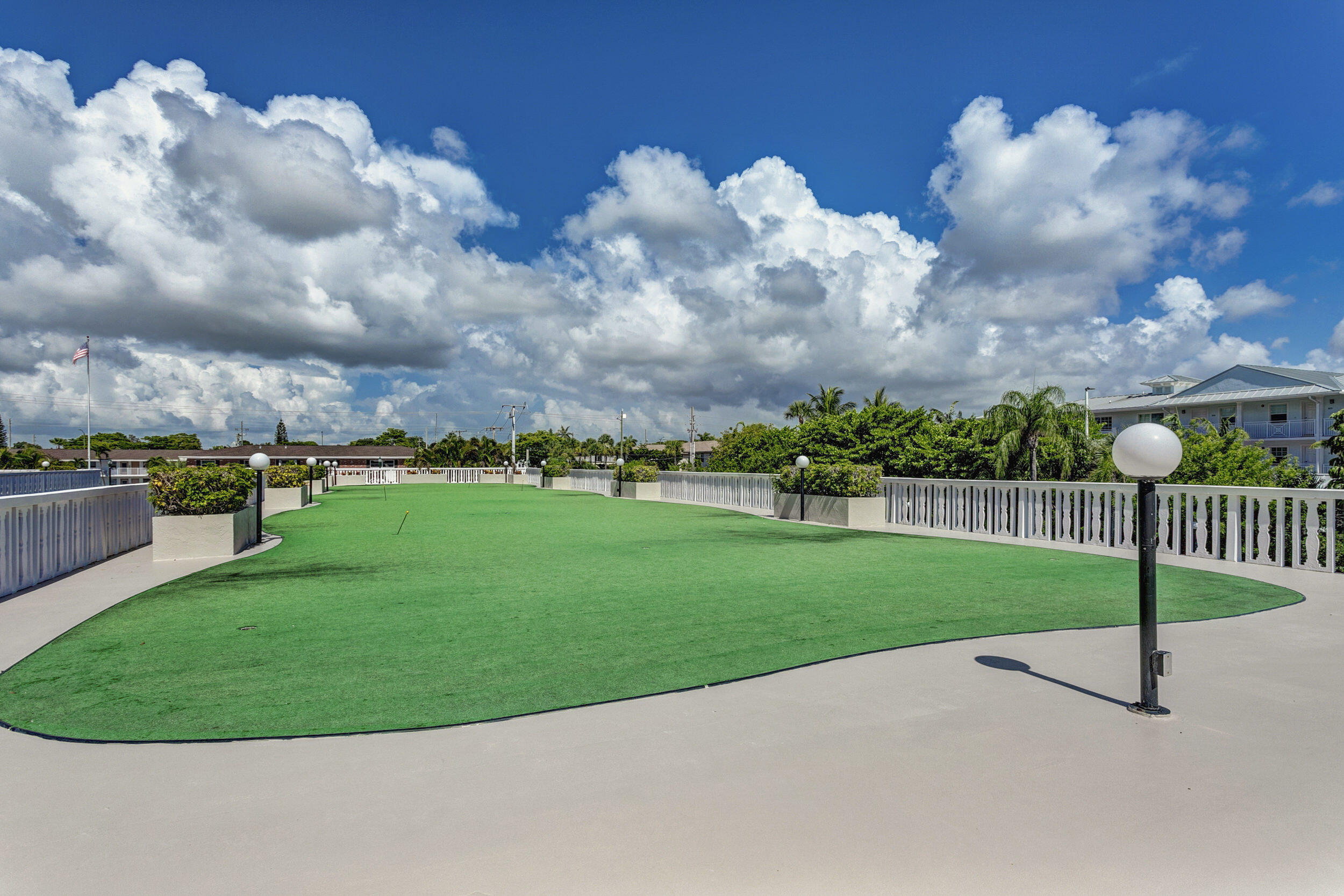 801 Lake Shore Drive 206