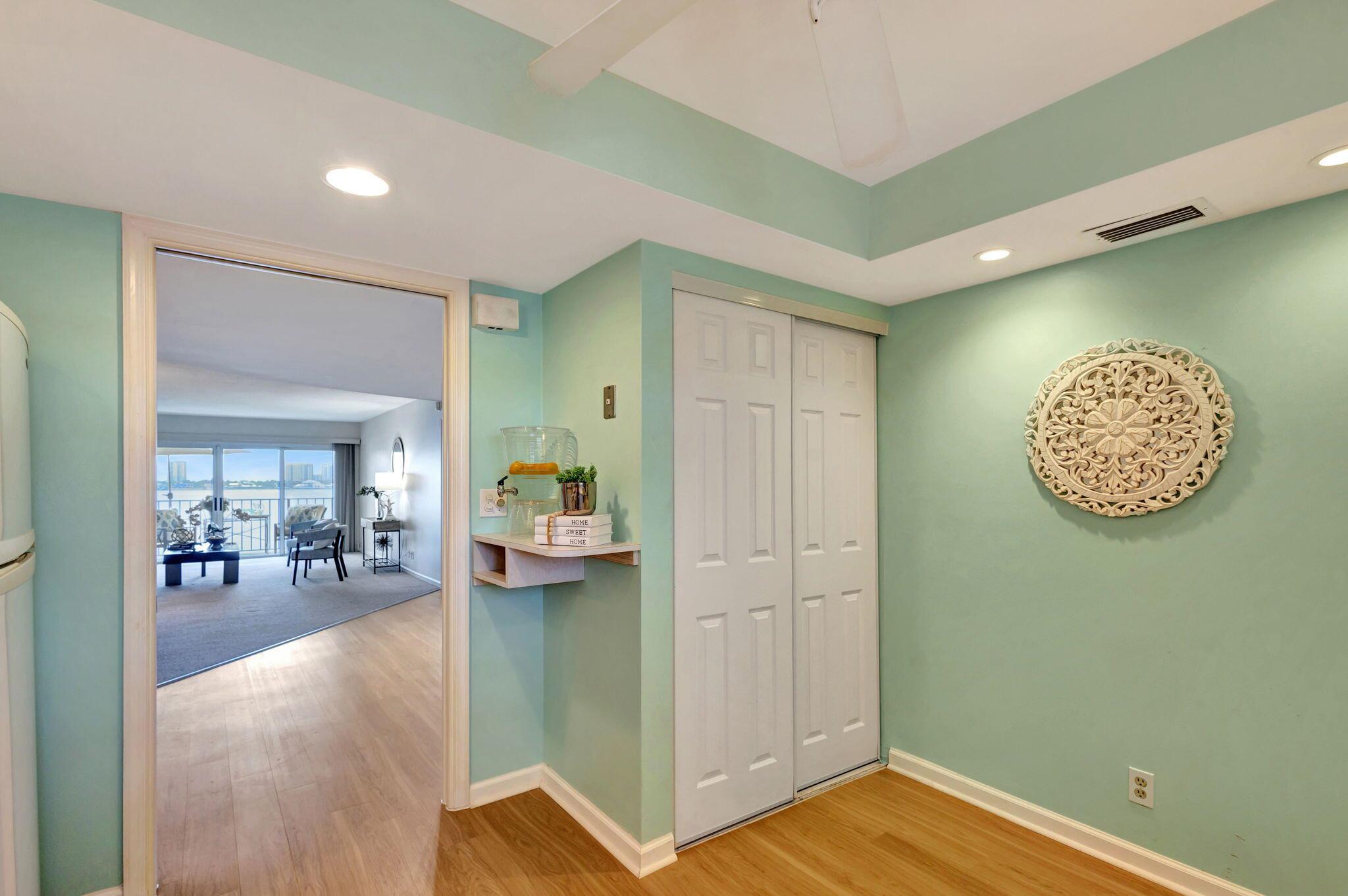 801 Lake Shore Drive 206