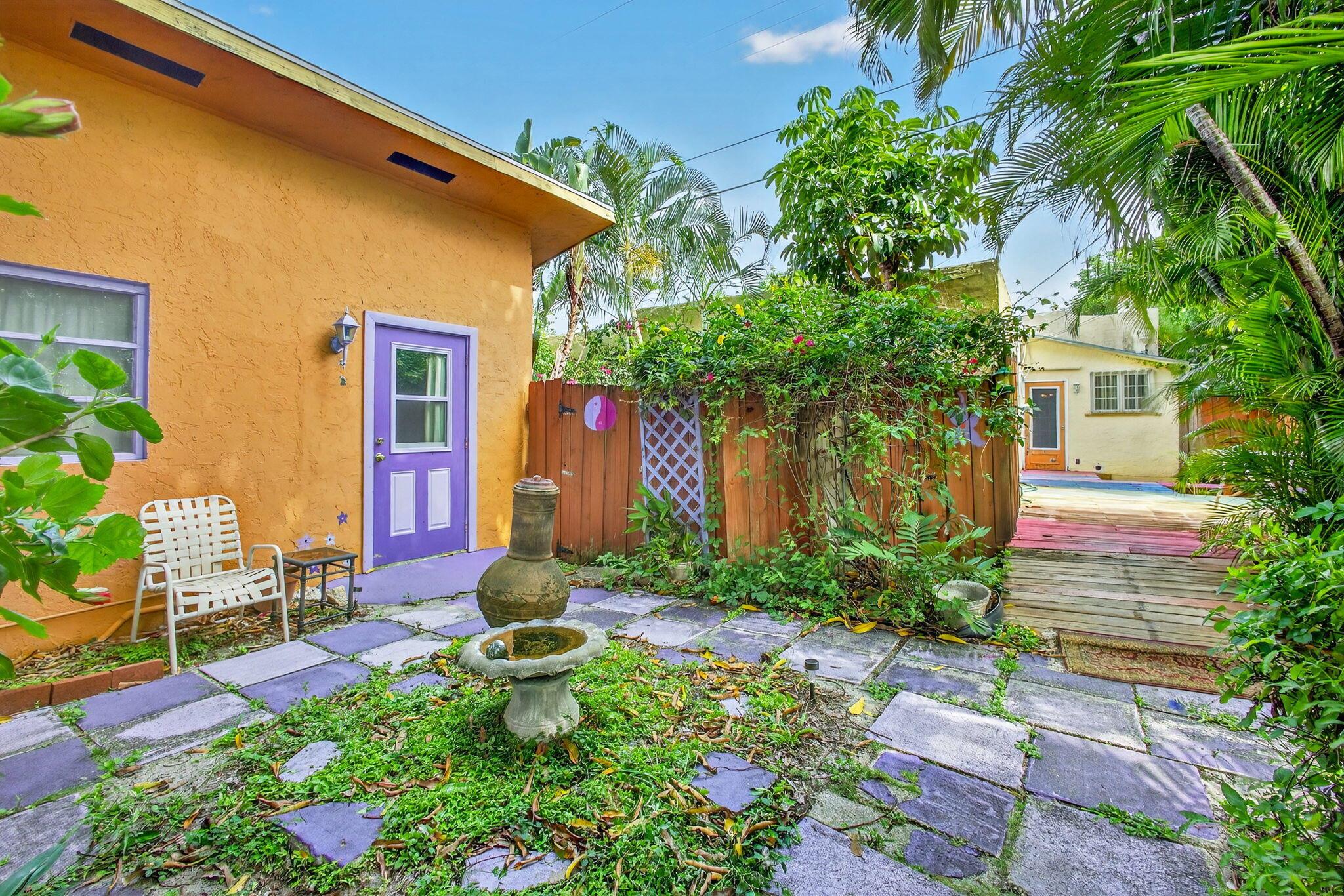 705 Lytle Street