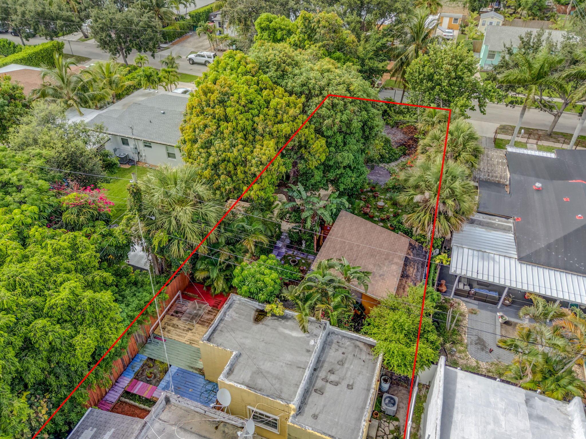 705 Lytle Street