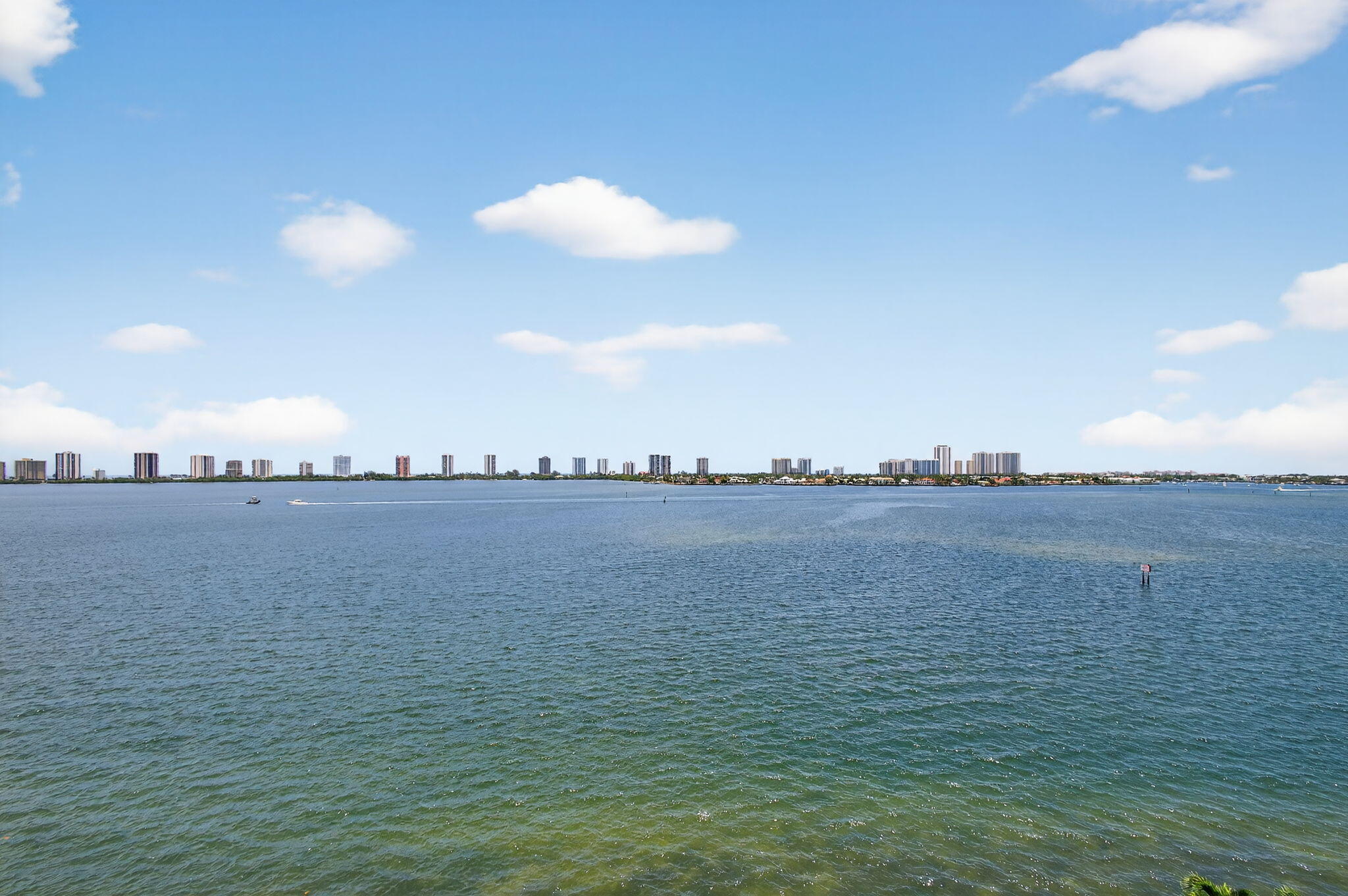 801 Lake Shore Drive 807