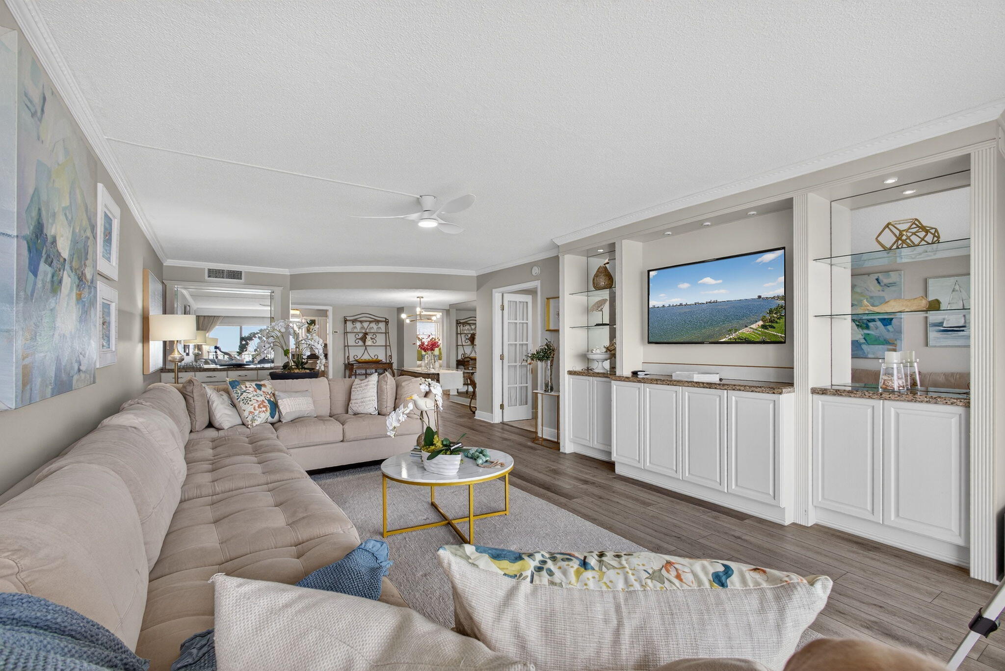 801 Lake Shore Drive 807