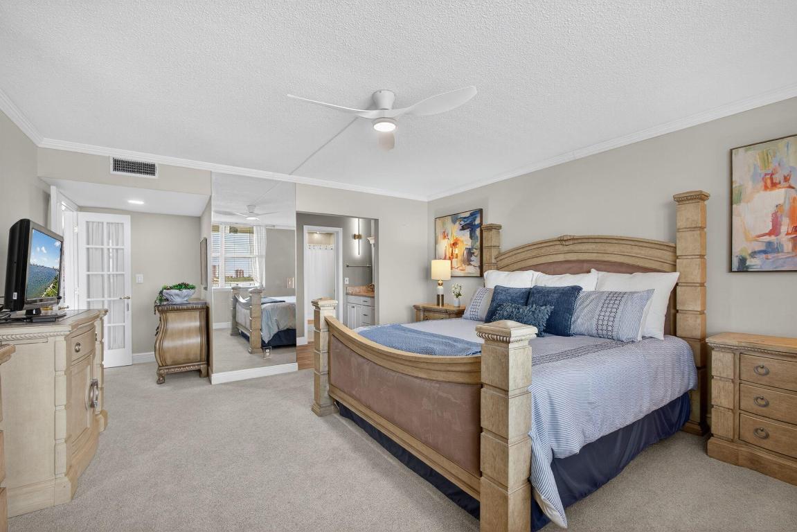 801 Lake Shore Drive 807