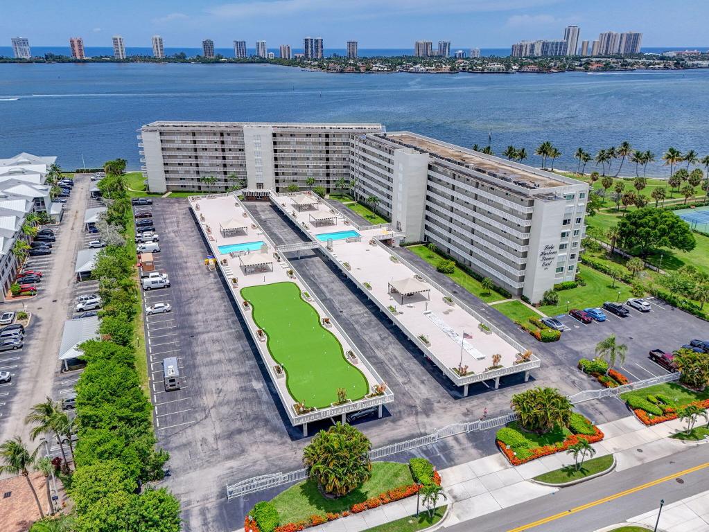 801 Lake Shore Drive 807