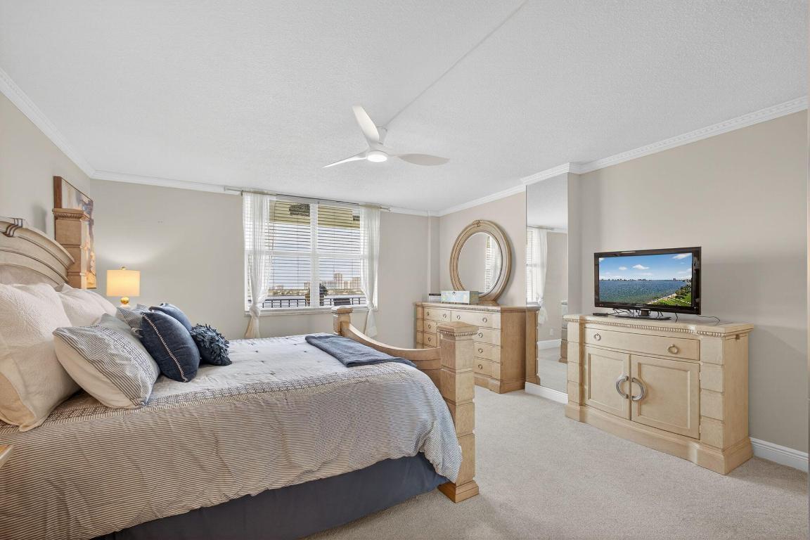 801 Lake Shore Drive 807