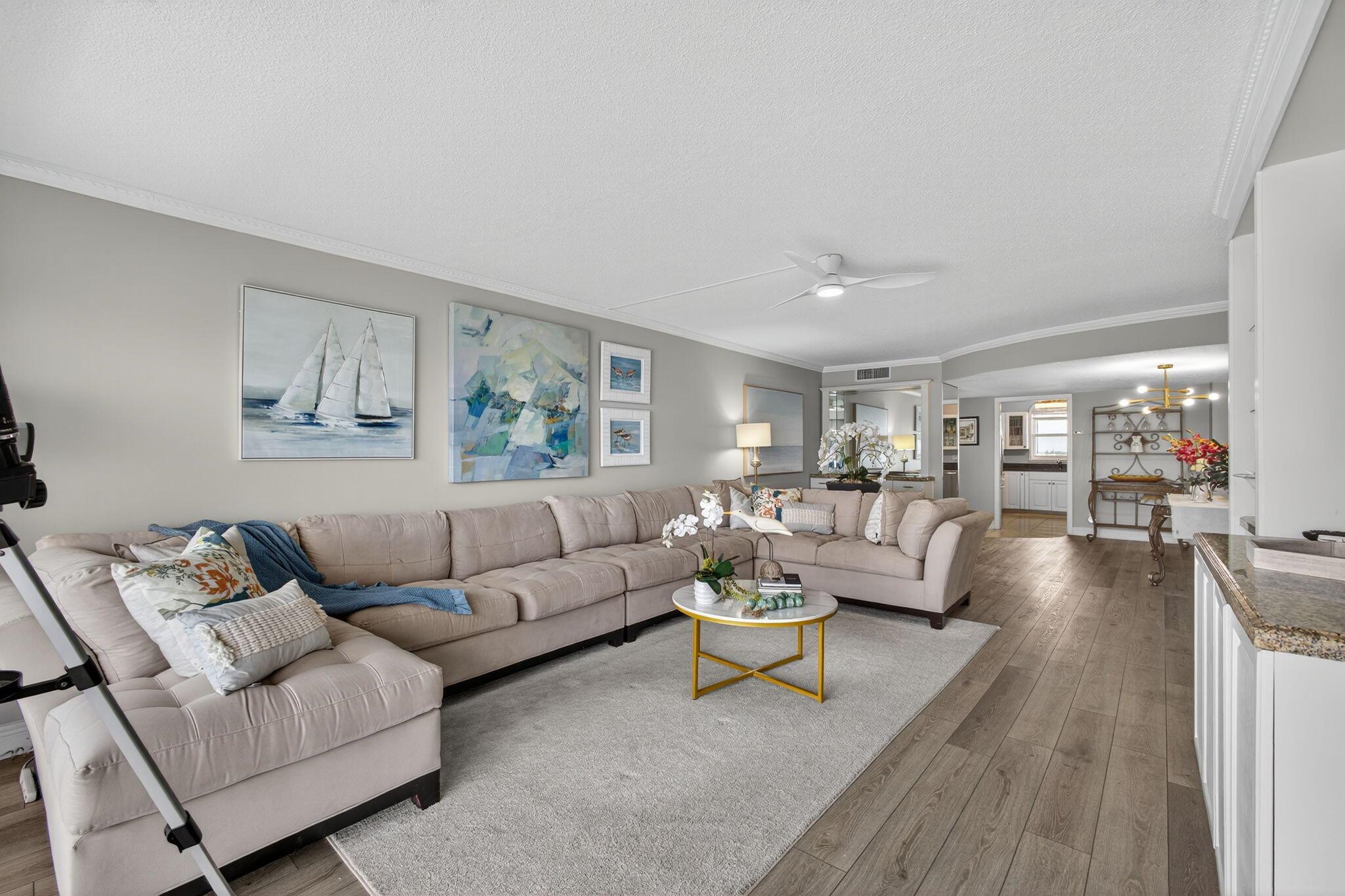 801 Lake Shore Drive 807