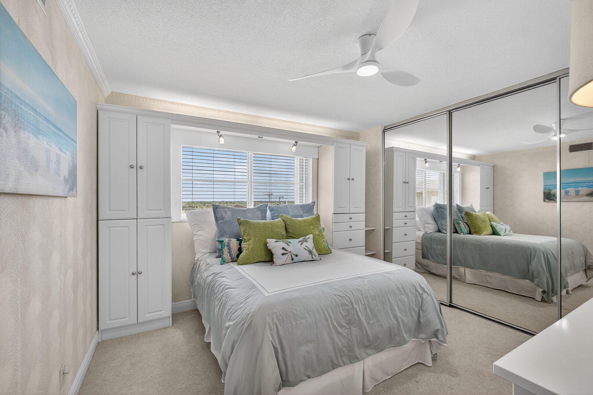 801 Lake Shore Drive 807