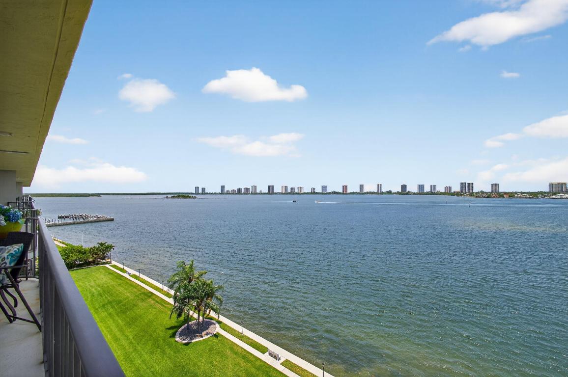 801 Lake Shore Drive 807