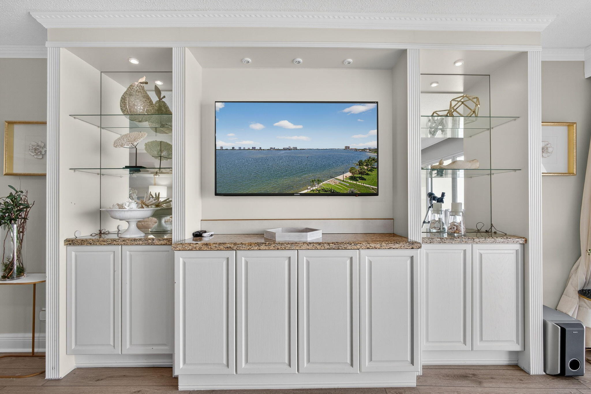 801 Lake Shore Drive 807